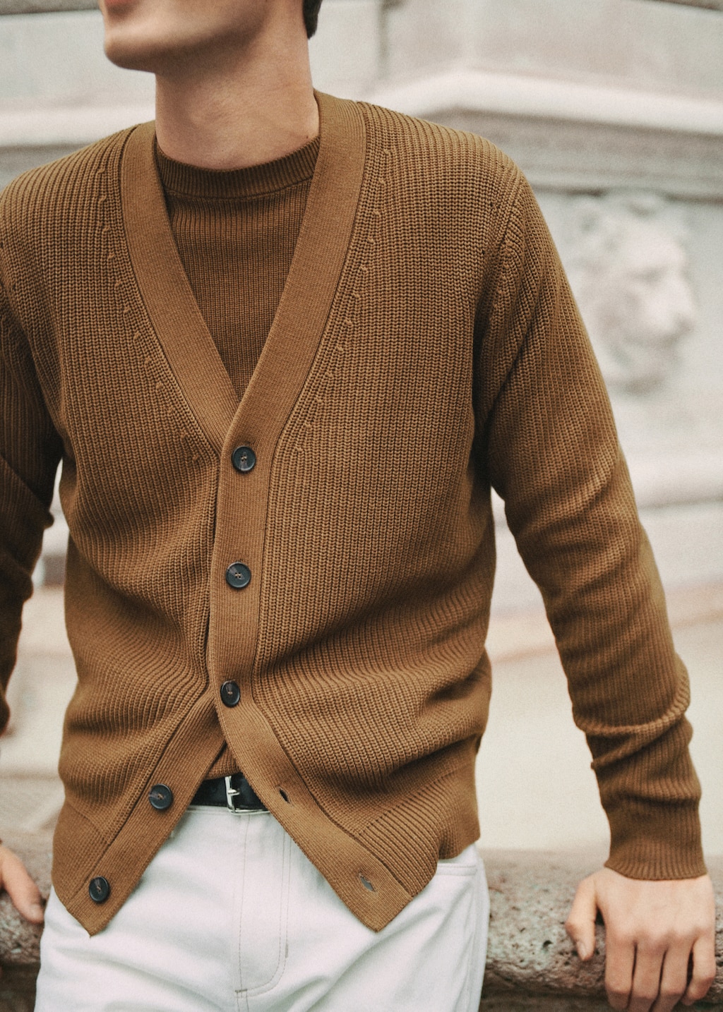 Structured cotton cardigan - Details of the article 5