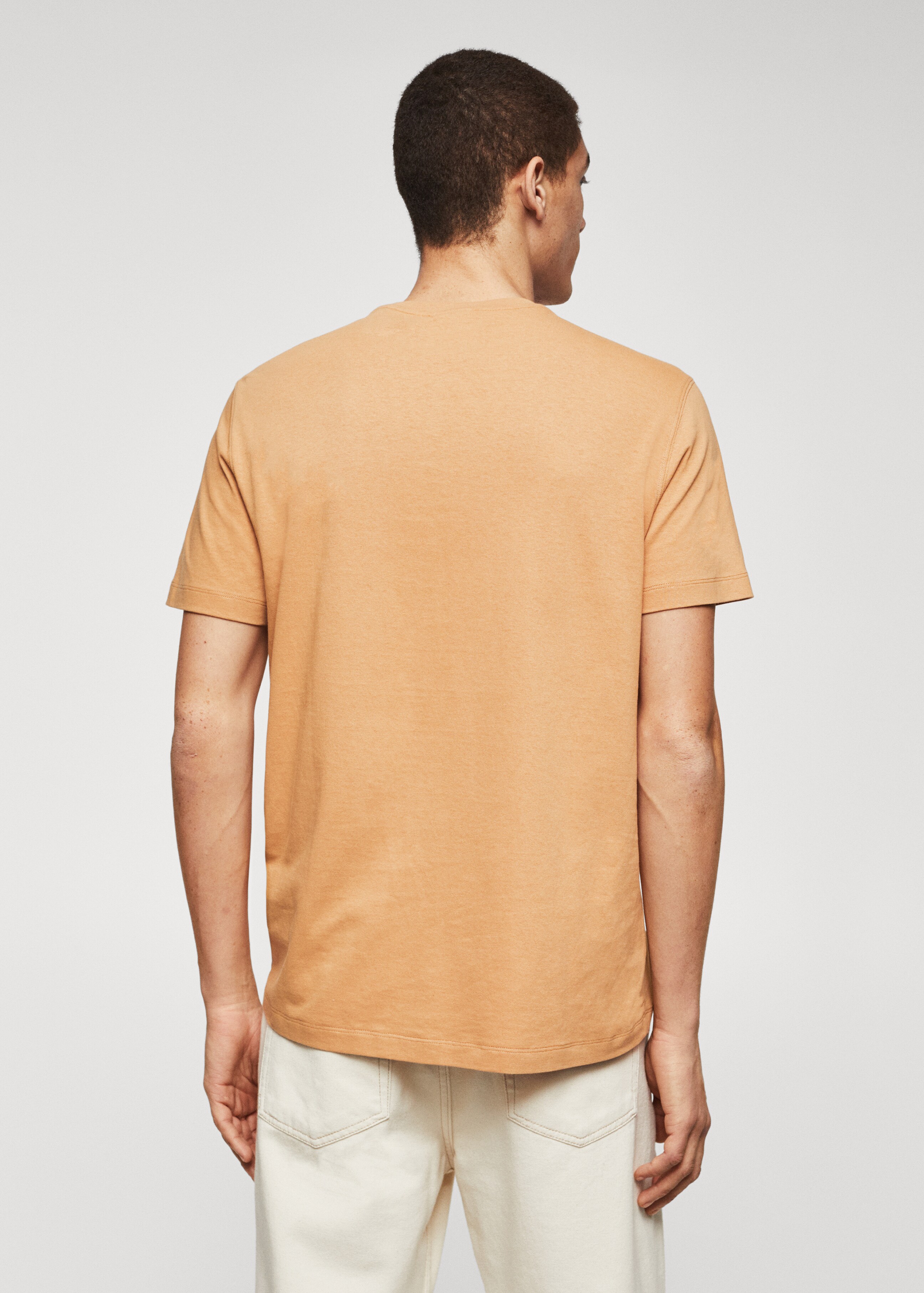 Relaxed Fit-T-Shirt aus 100 % Baumwolle - Rückseite des Artikels