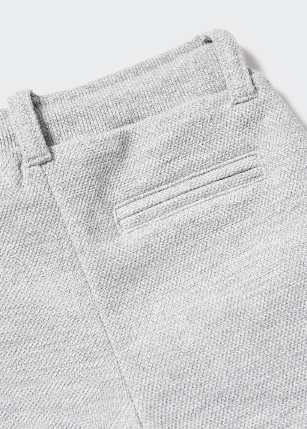 Drawstring Bermuda shorts - Details of the article 0