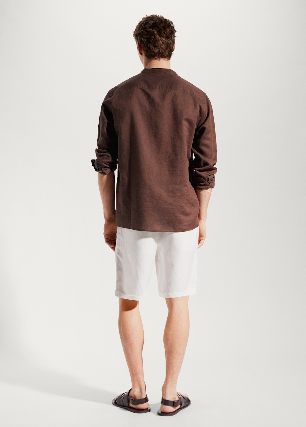 Regular-fit linen shirt with mao collar - Reverse of the article