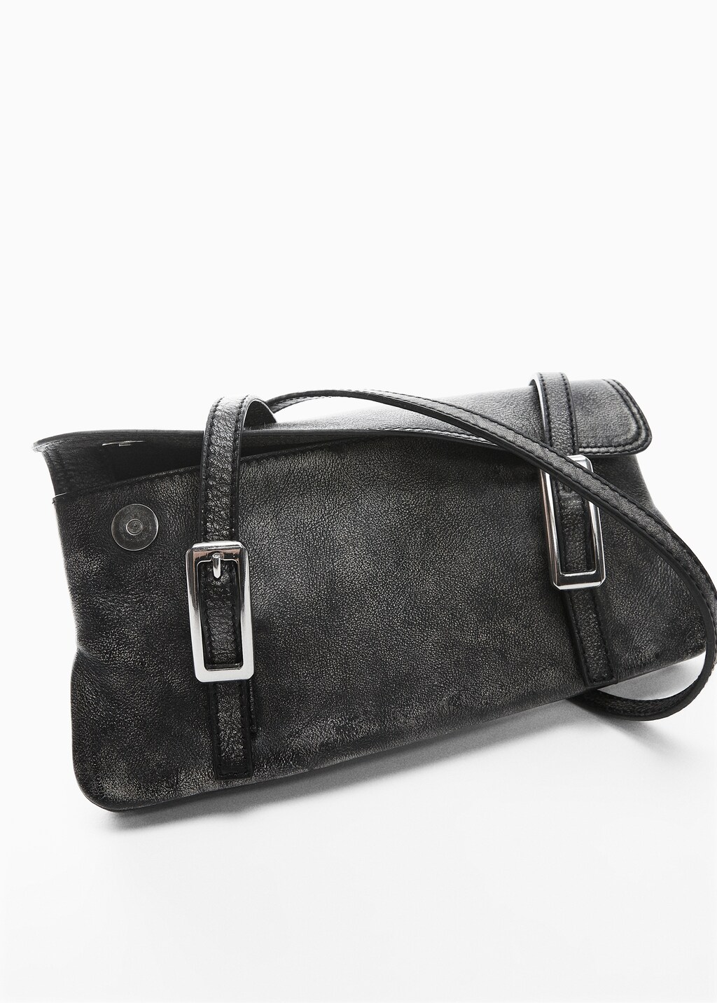 Leather bag with buckle - Details of the article 5