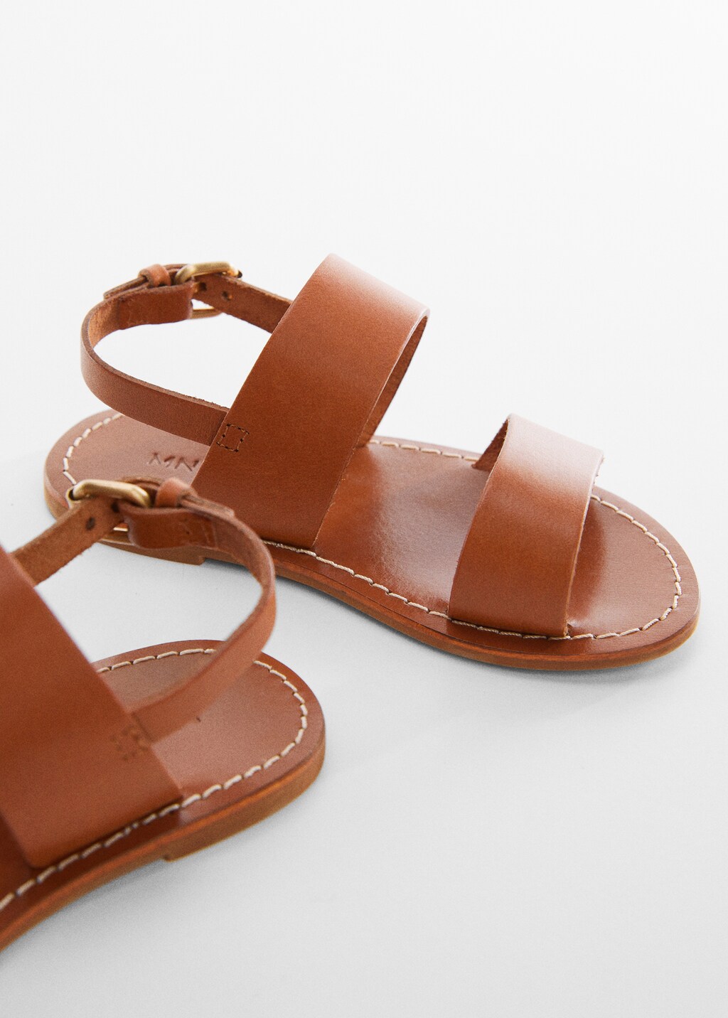 Leather sandals with straps - Details of the article 1