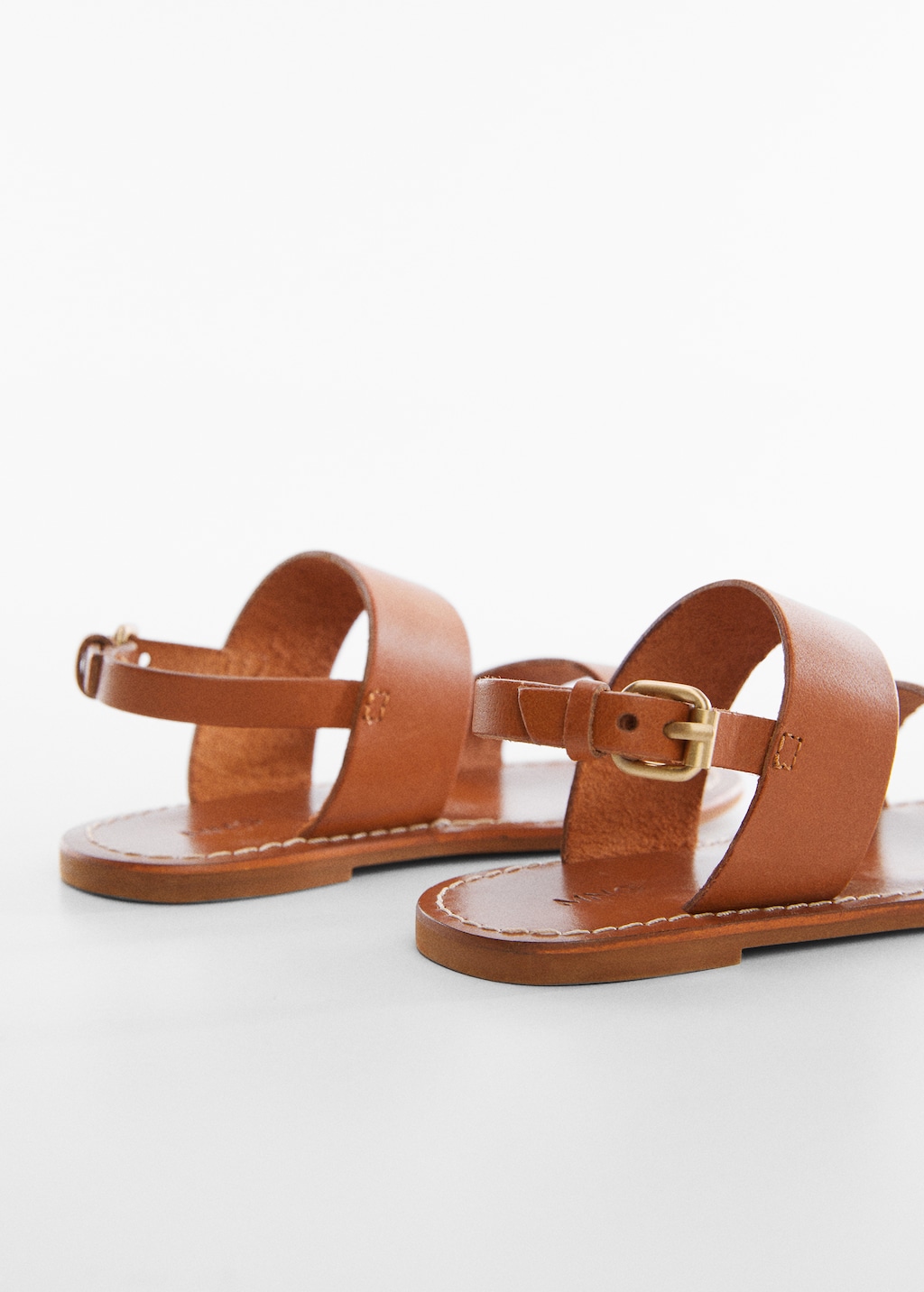 Leather sandals with straps - Details of the article 2