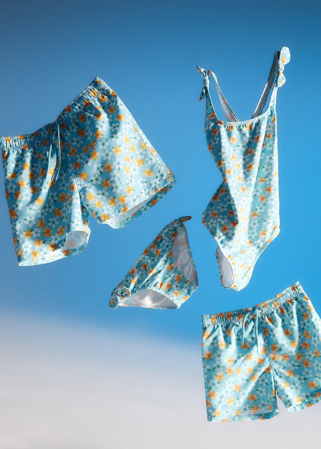 Floral print swimsuit - Details of the article 5