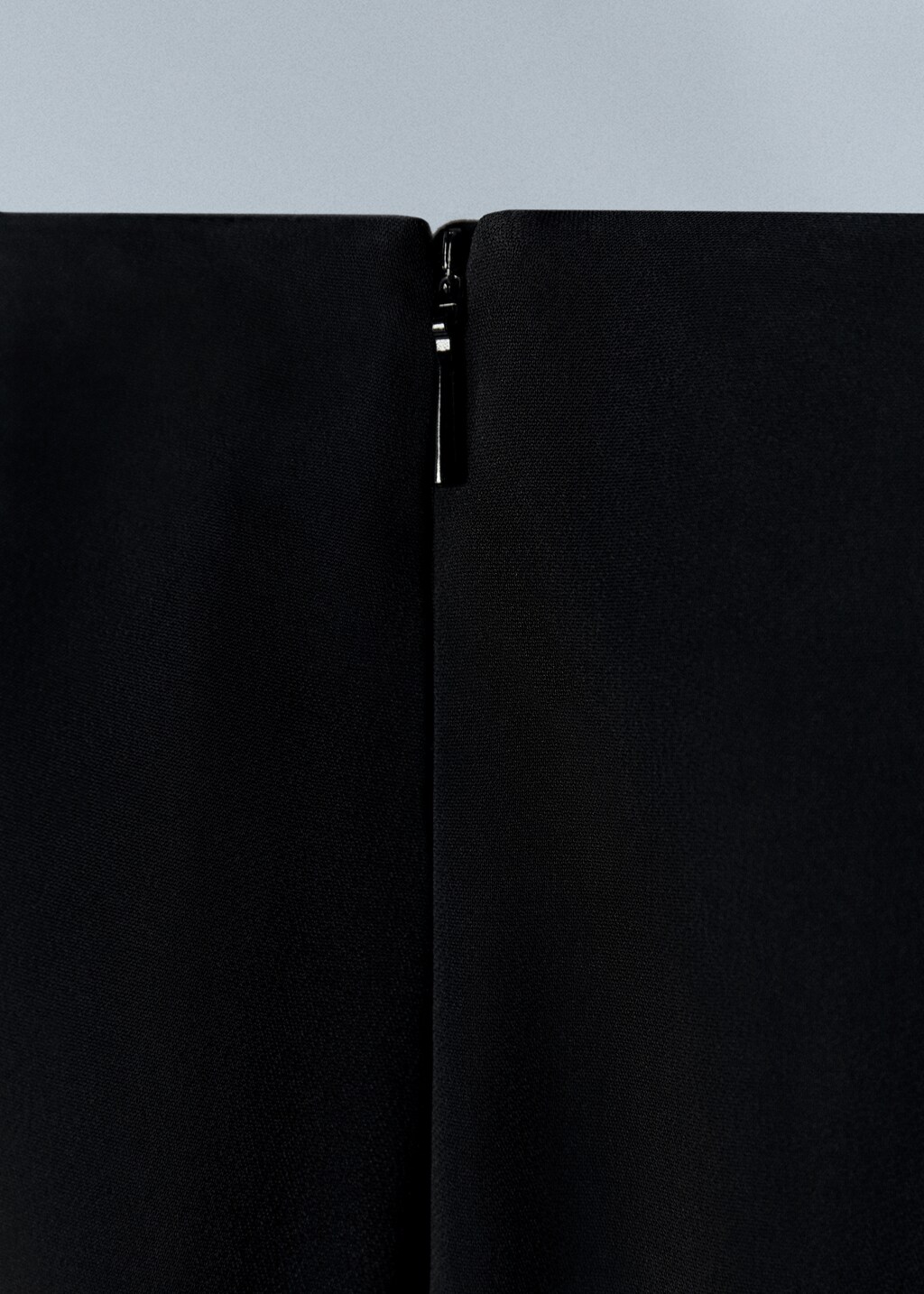 Palazzo trousers with seam detail - Details of the article 8