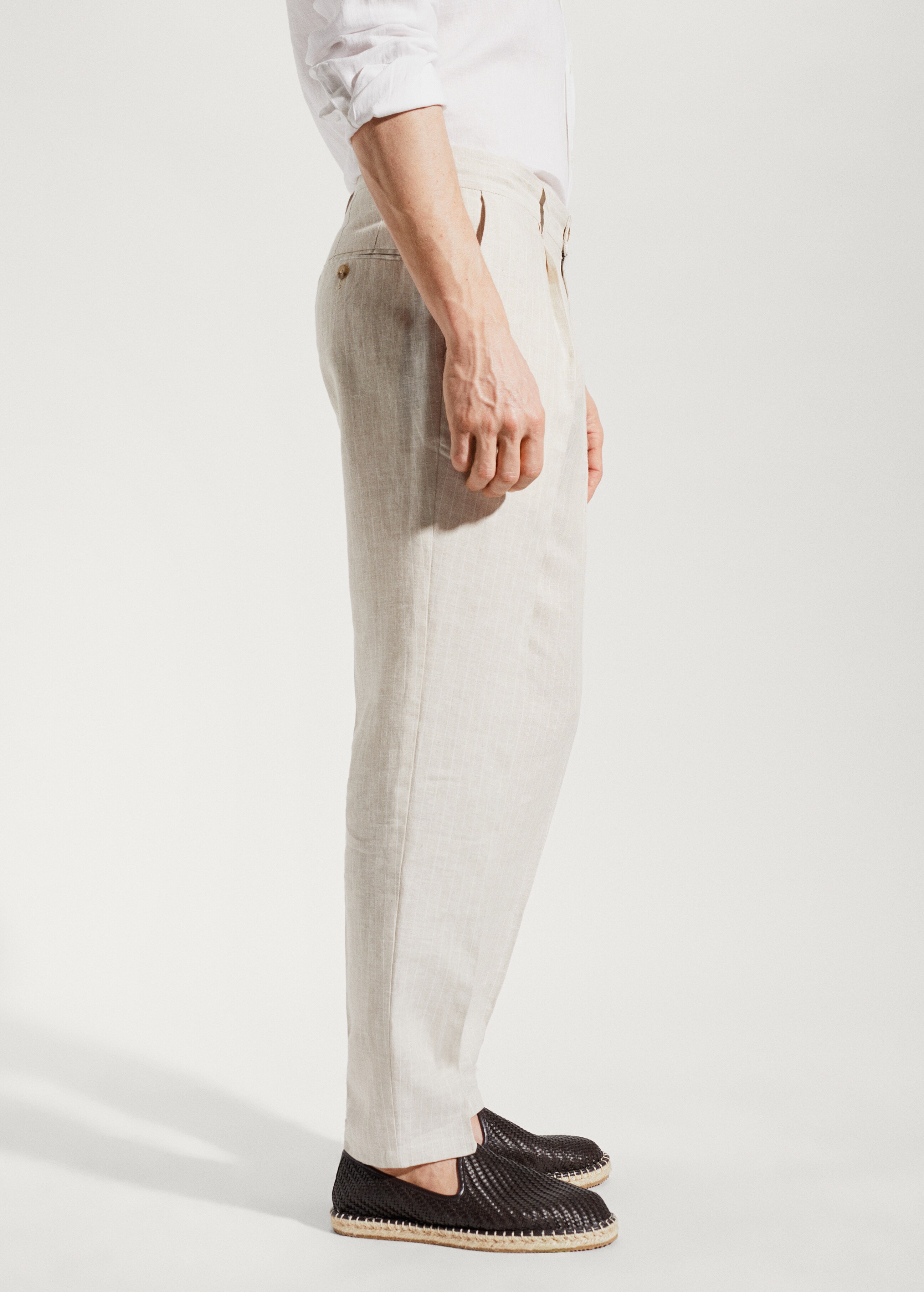 Pinstripe linen trousers - Details of the article 4