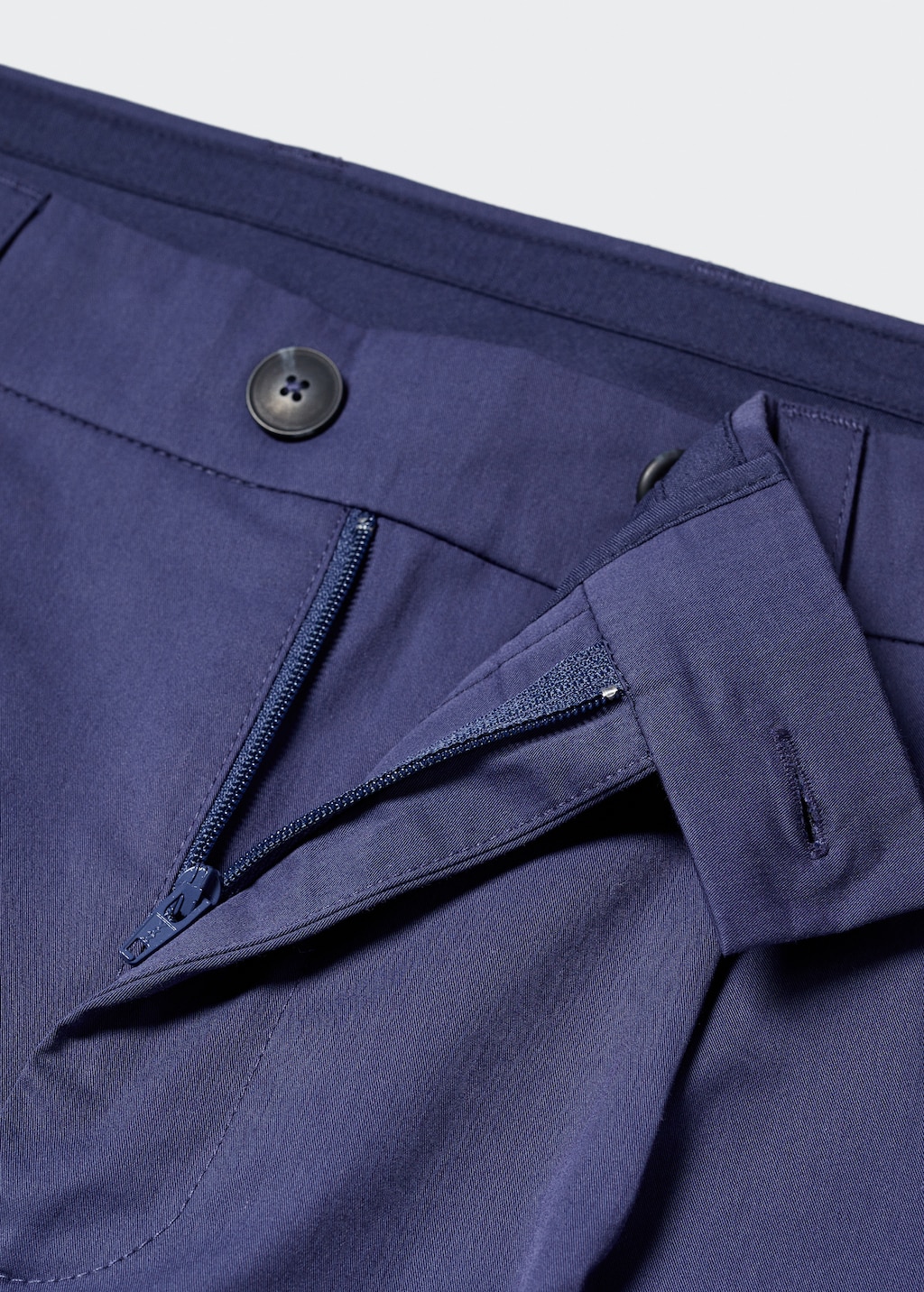 Cotton pleated trousers - Details of the article 8