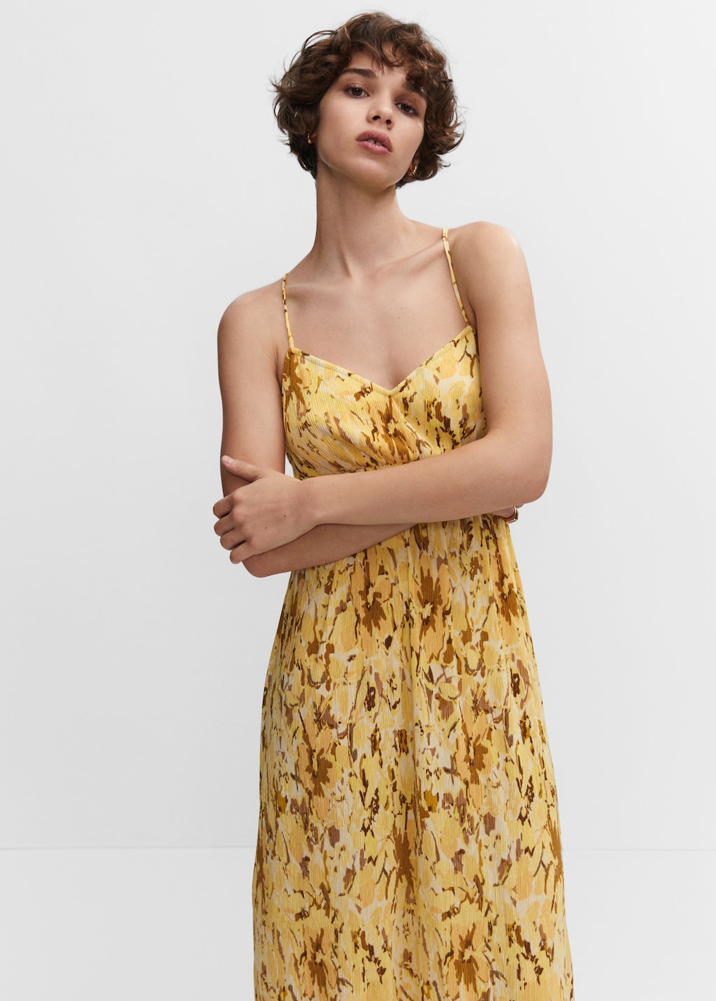 Cross-back textured dress - Woman | MANGO OUTLET USA