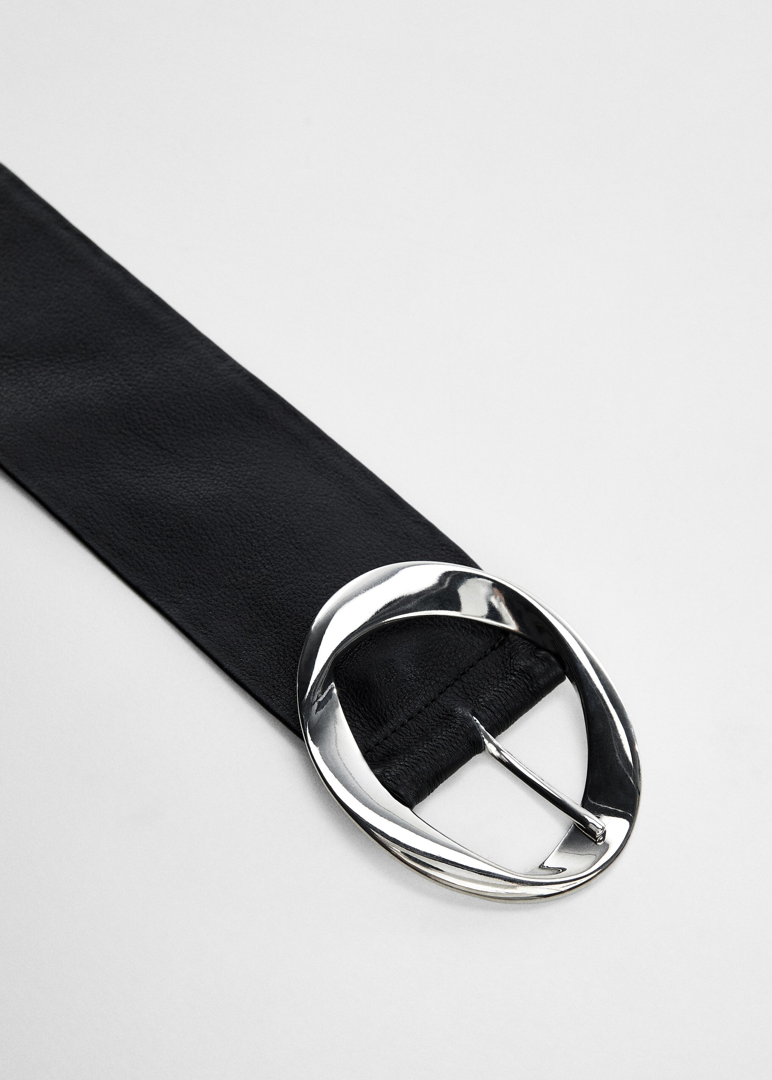 Wide leather belt - Details of the article 3