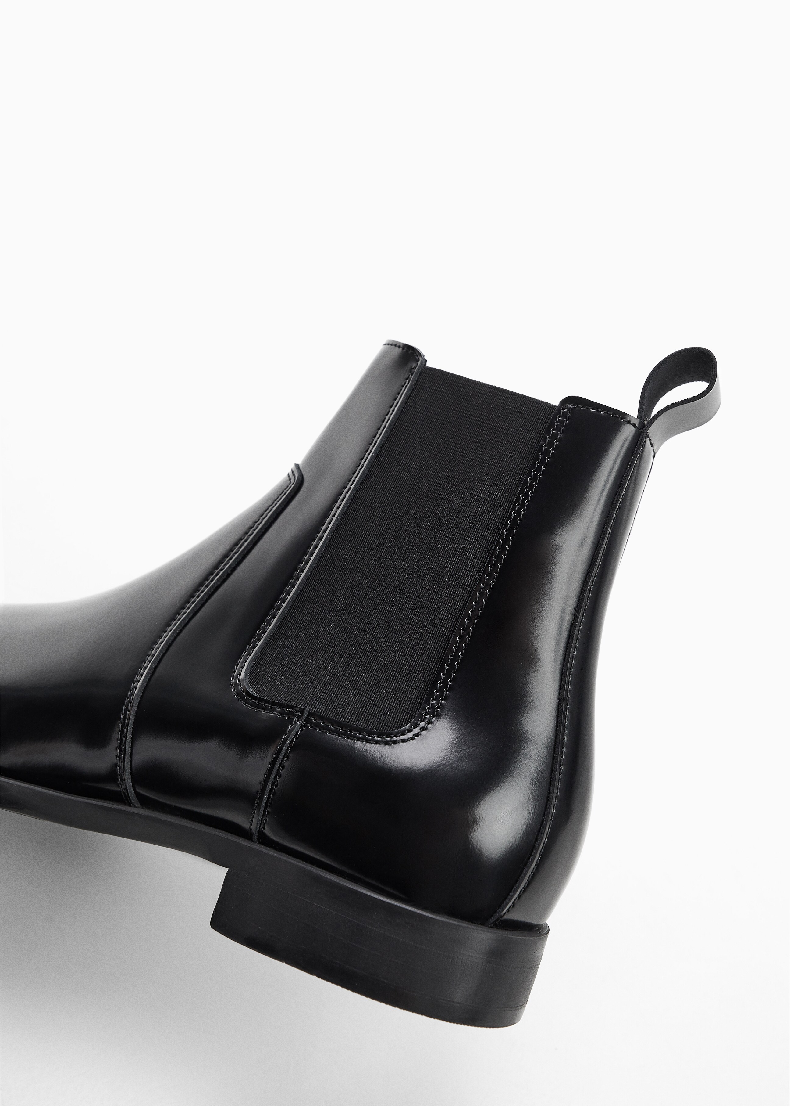 Polished leather chelsea boots - Details of the article 1