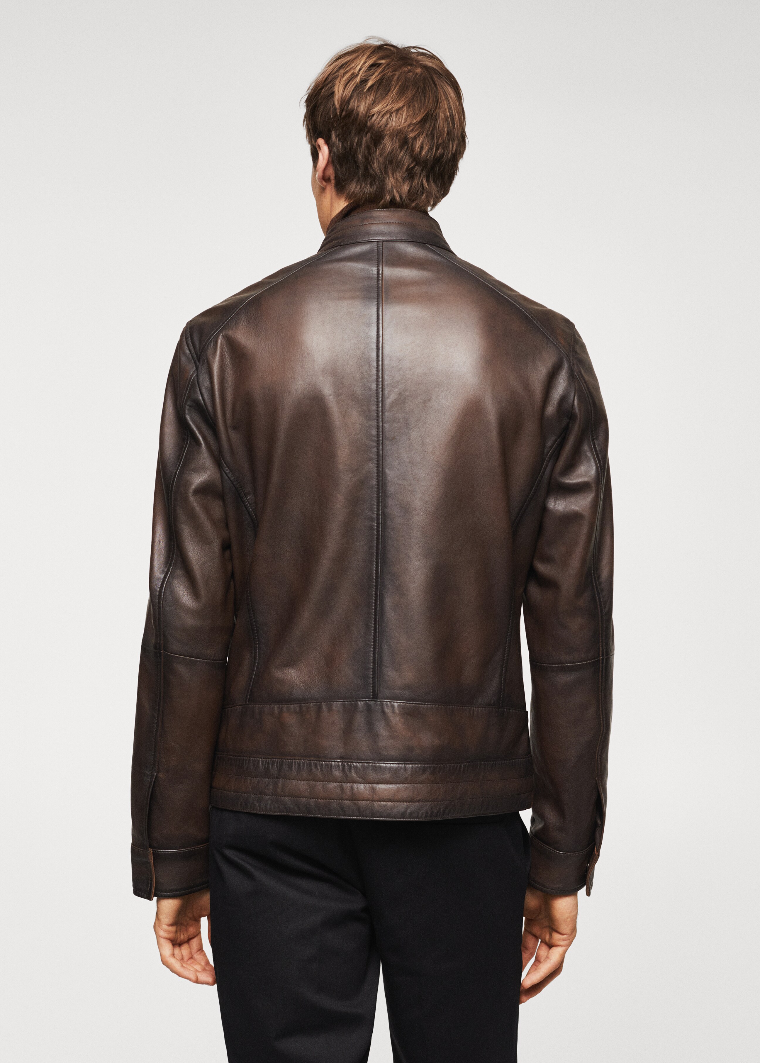 Pocket leather jacket - Reverse of the article
