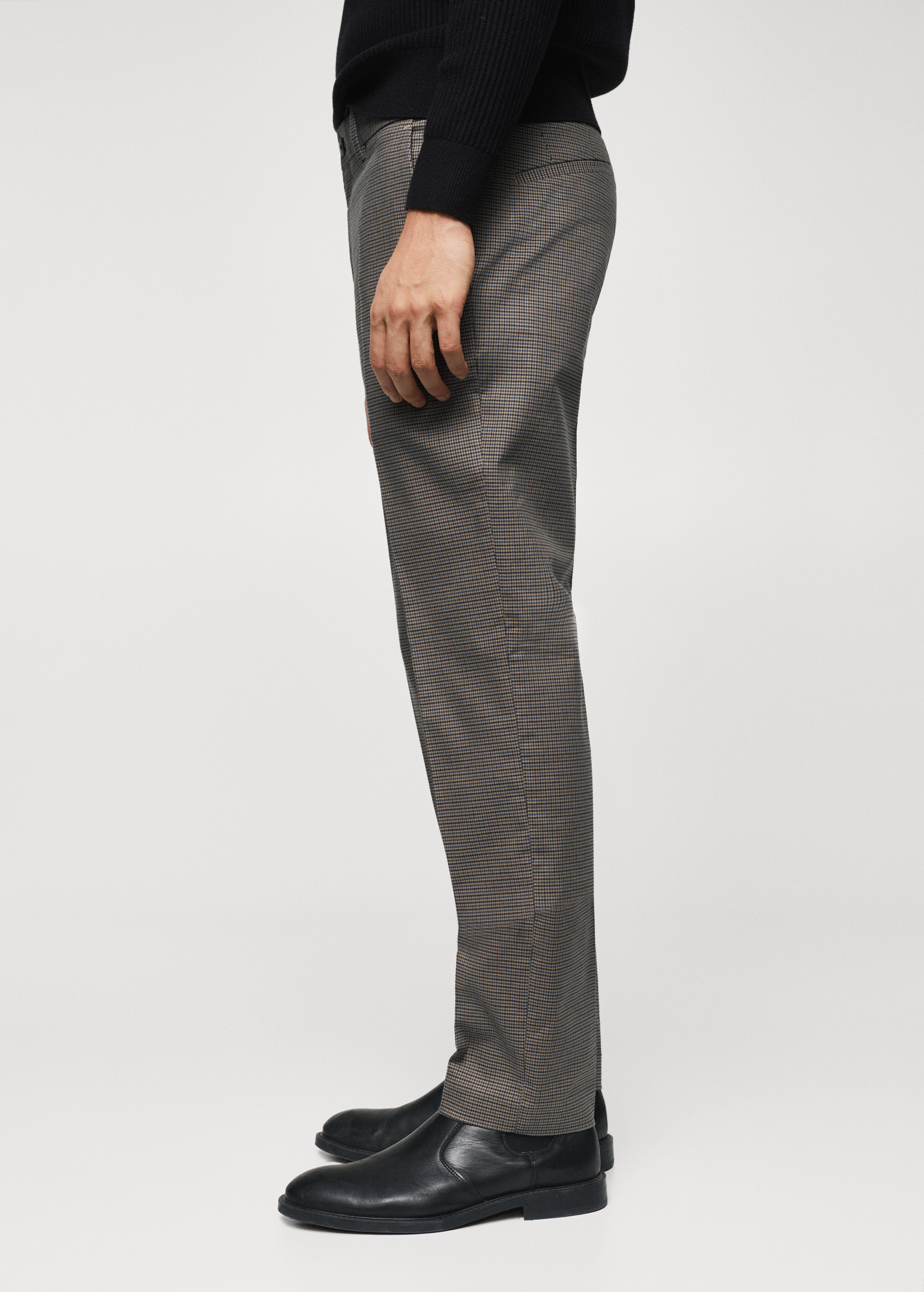 Slim fit houndstooth  trousers - Details of the article 4