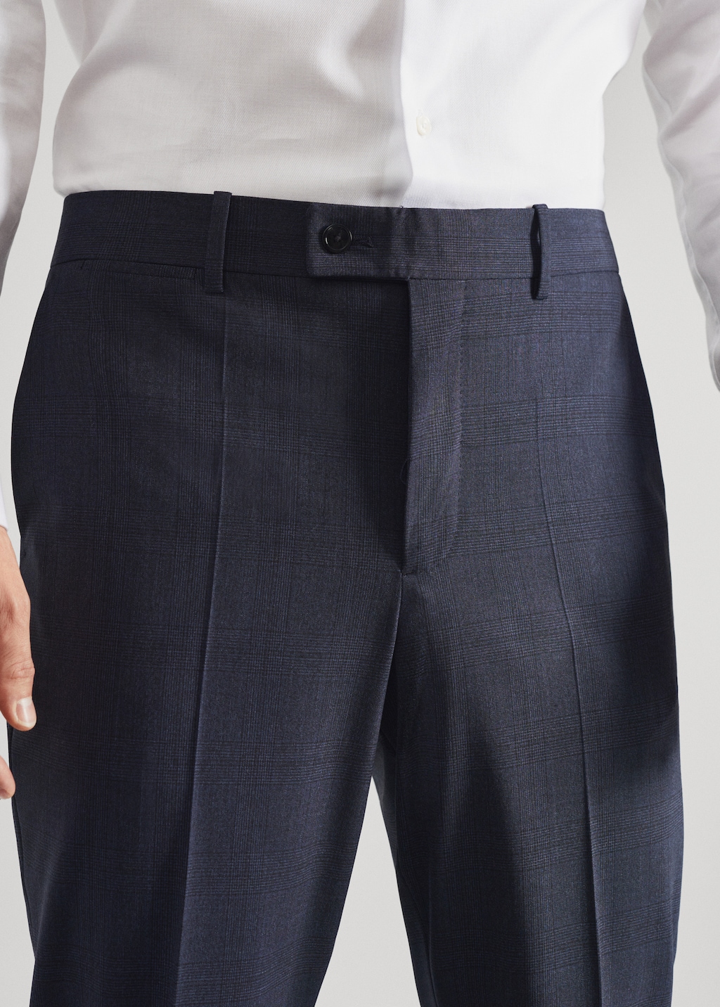 Slim fit wool suit trousers - Details of the article 1