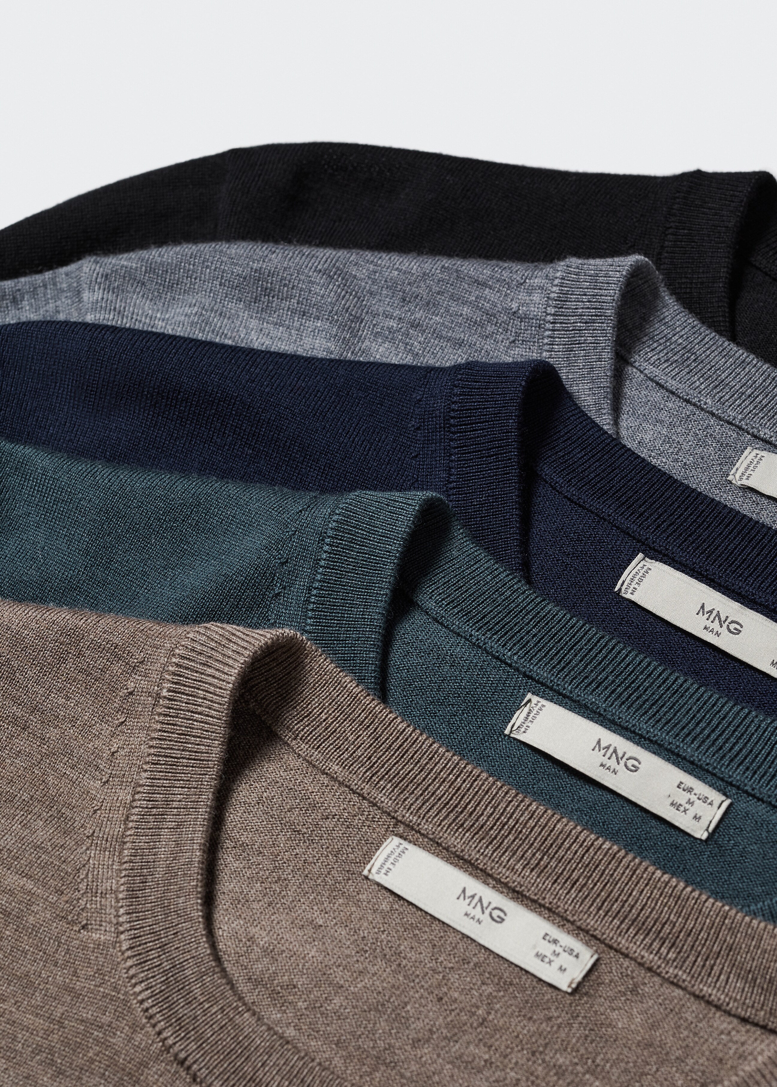 Merino wool washable sweater - Details of the article 0
