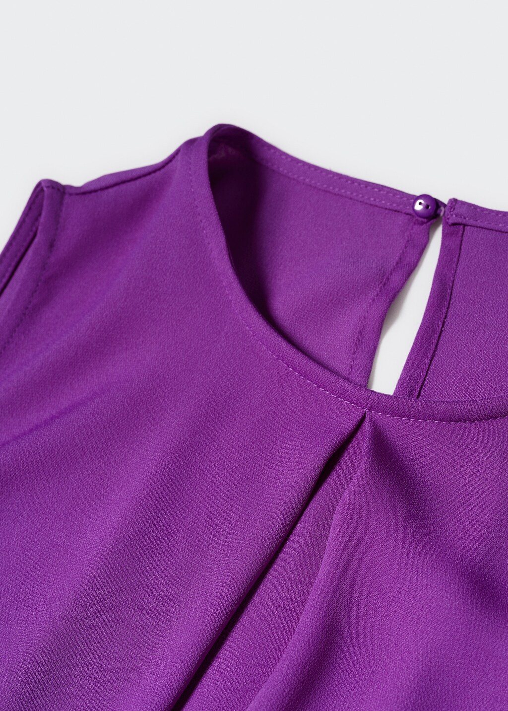 Kleid mit Zierausschnitt - Detail des Artikels 8