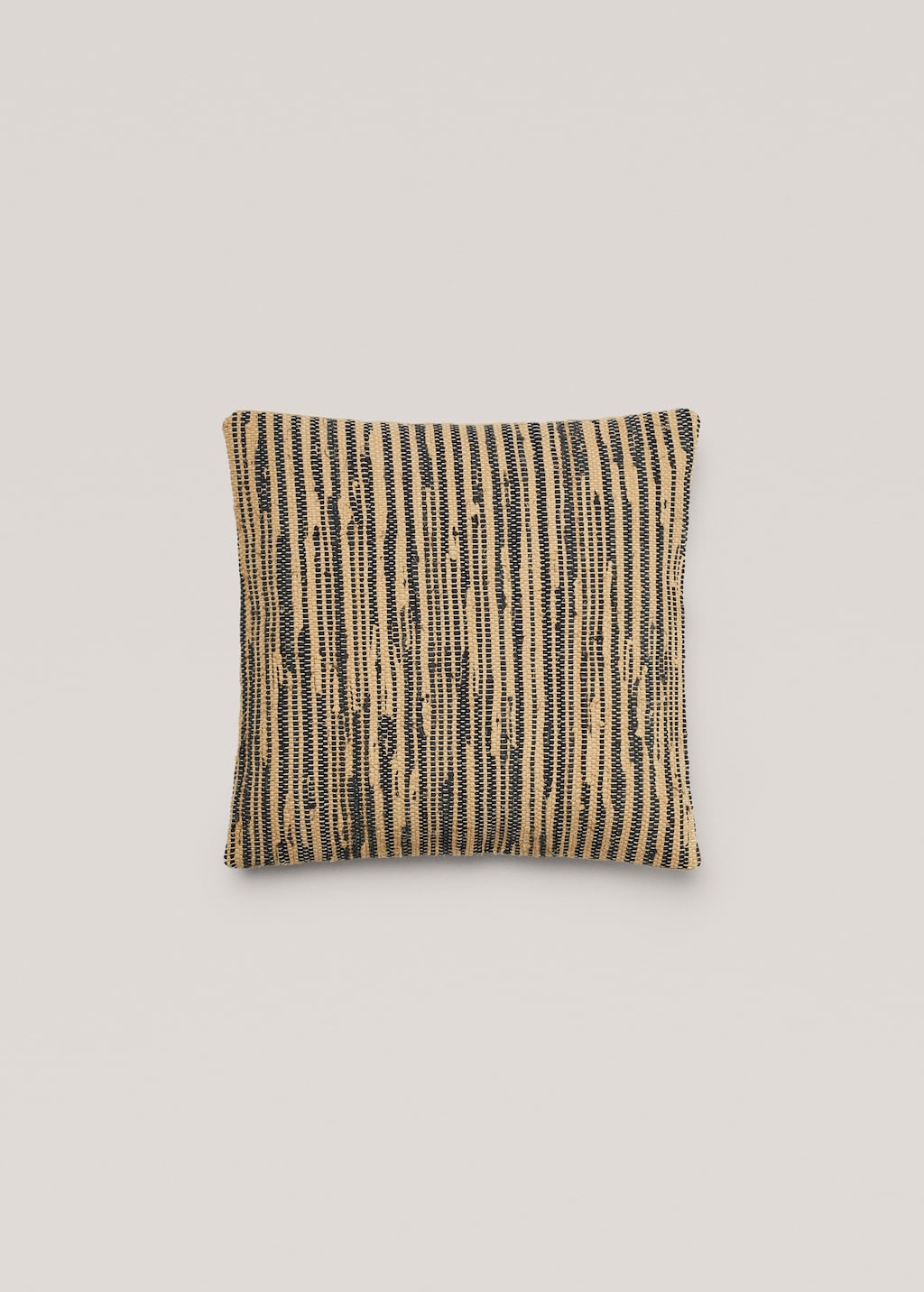 Striped cushion cover - Article without model