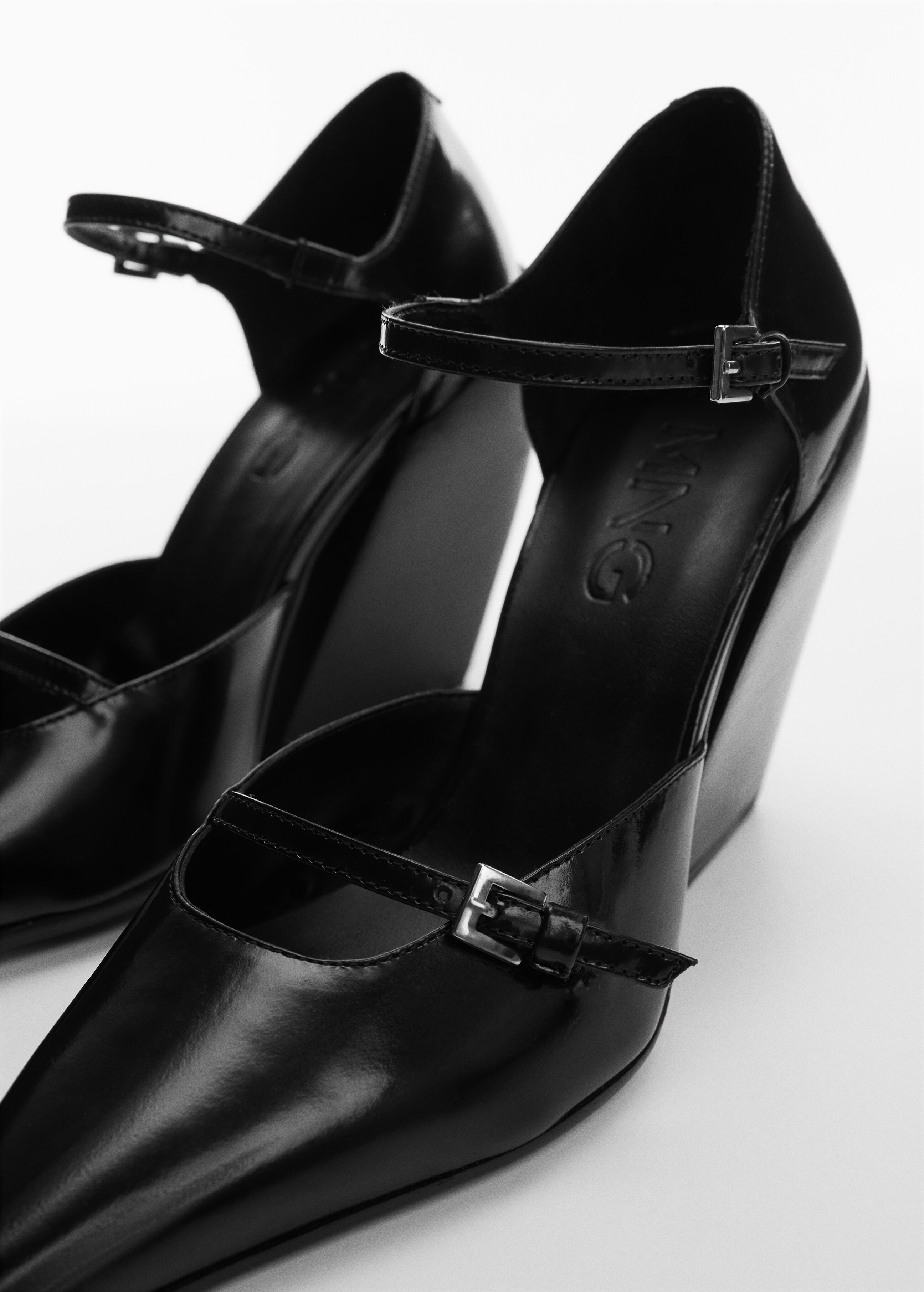 Chaussures cuir talon bloc - Détail de l'article 2
