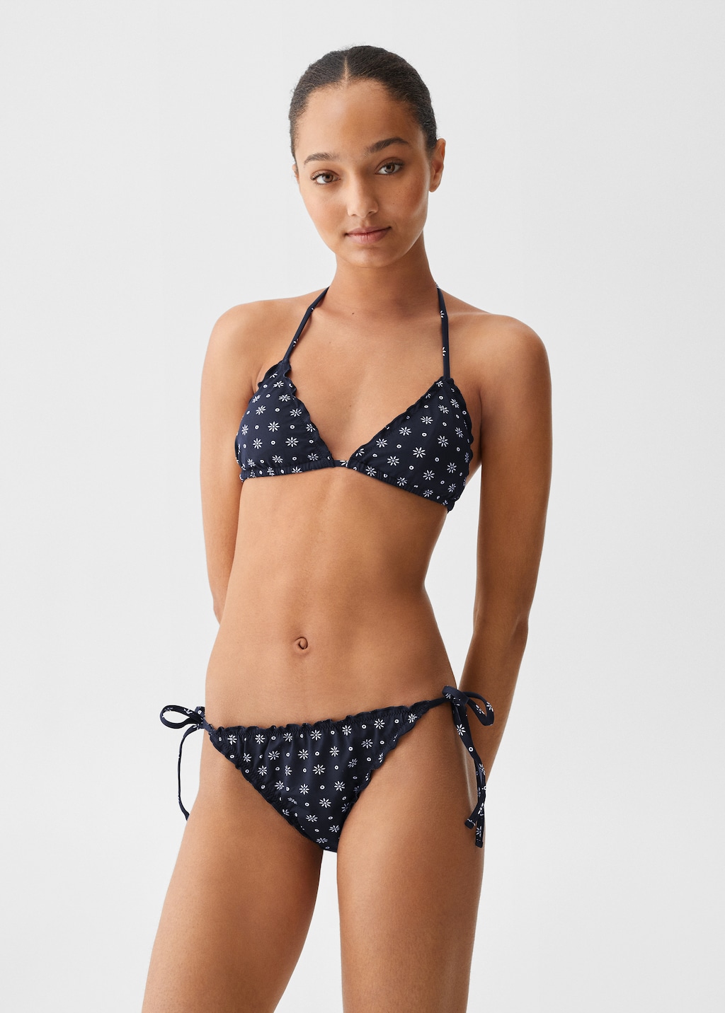 Bikini mit Blumenmuster - Mittlere Ansicht