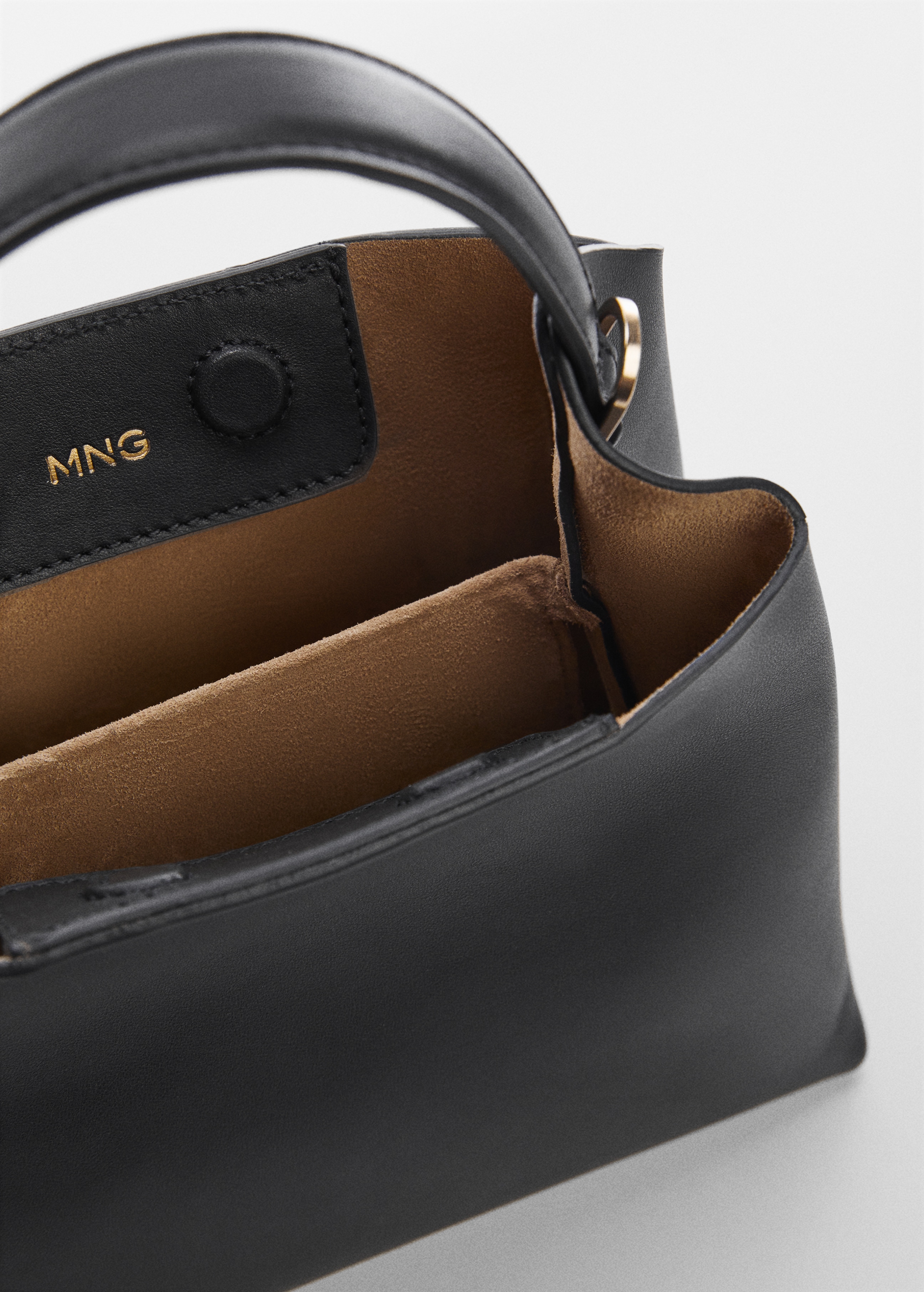 Leather strap bag - Details of the article 3