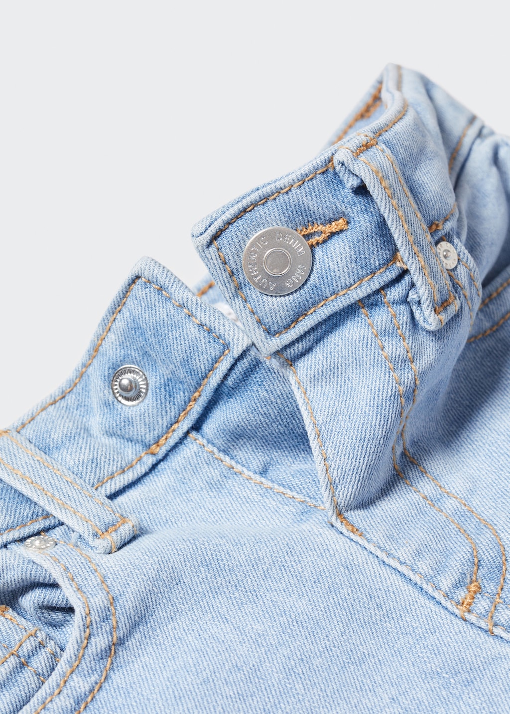 Rolled-up hem denim shorts - Details of the article 0