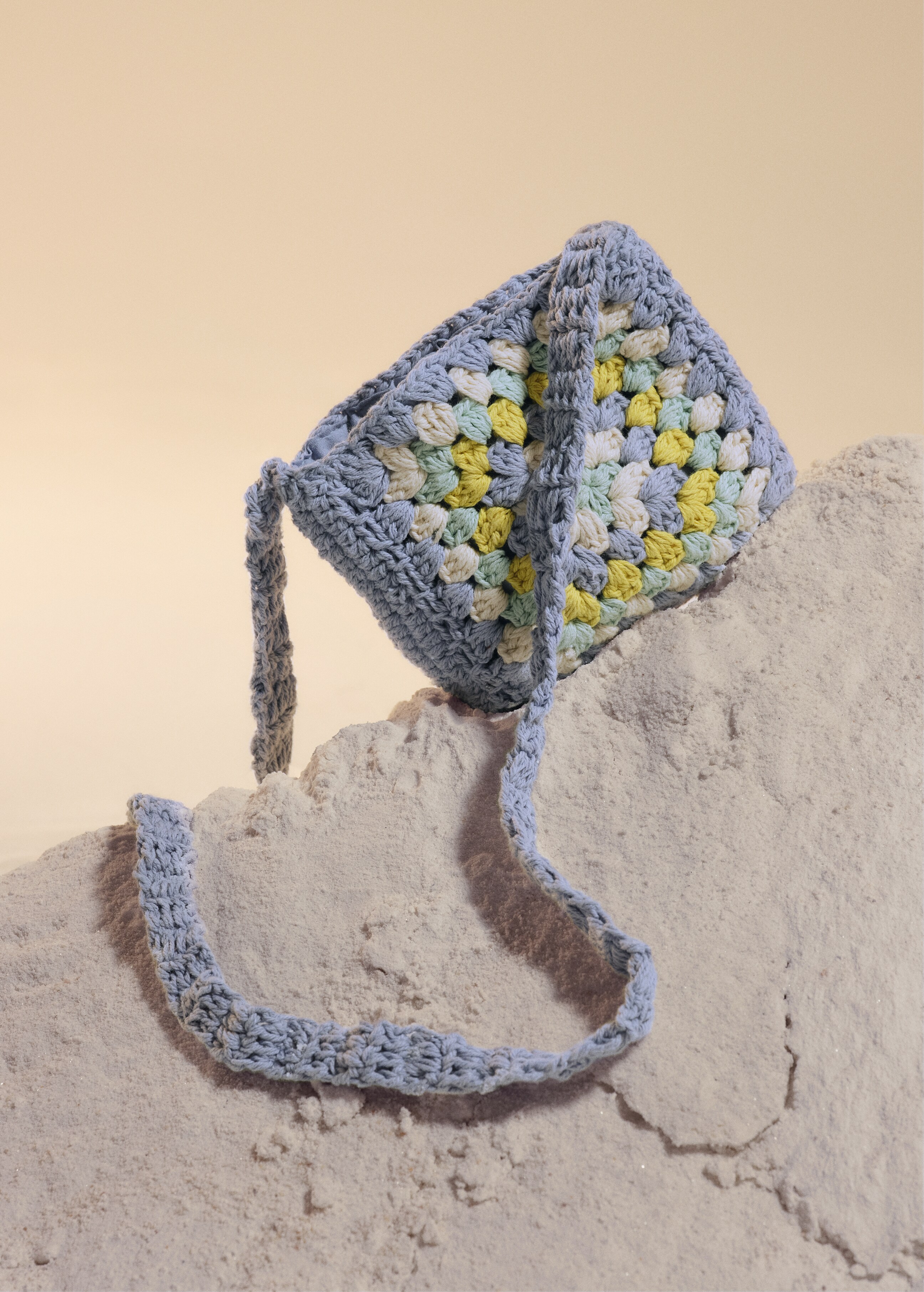 Colourful crochet bag - Details of the article 7