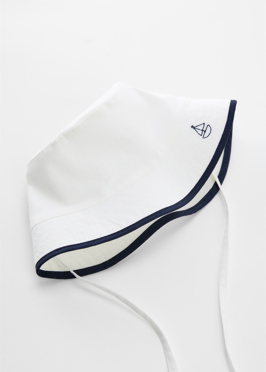 Bucket hat - Details of the article 1