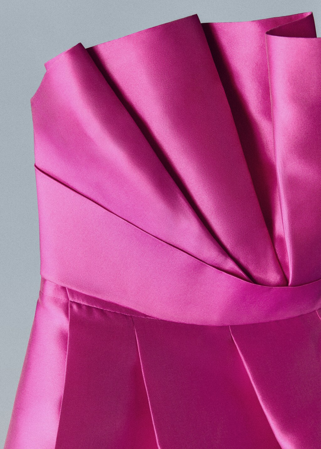 Volume pleated dress - Details of the article 8