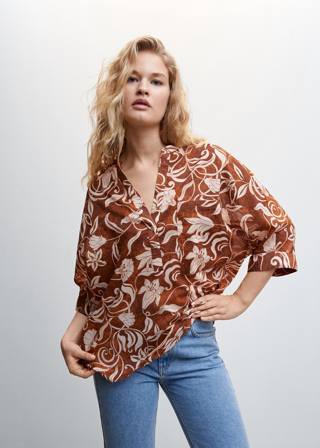 Floral print blouse - Medium plane