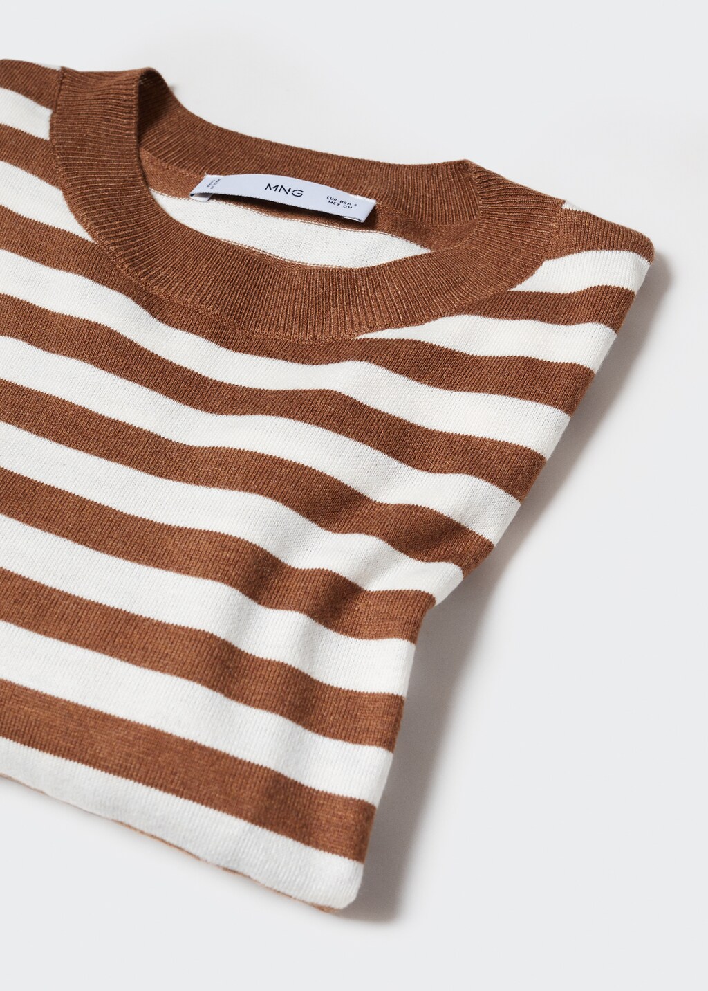 Striped short-sleeved sweater - Details of the article 8