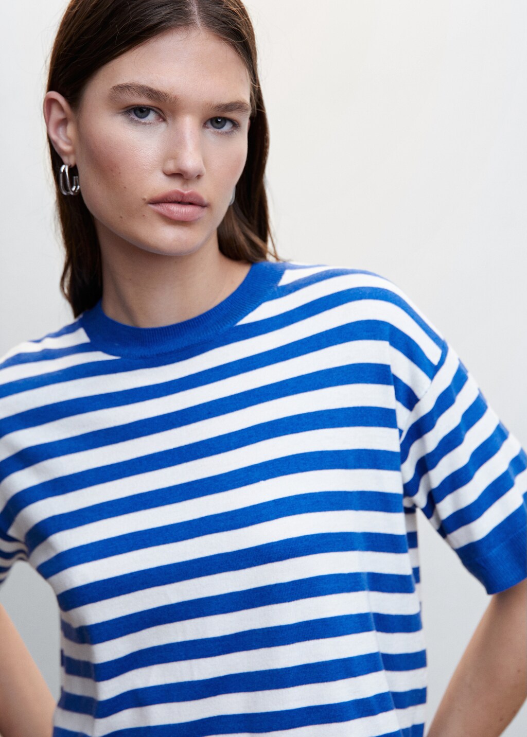 Striped short-sleeved sweater - Details of the article 1