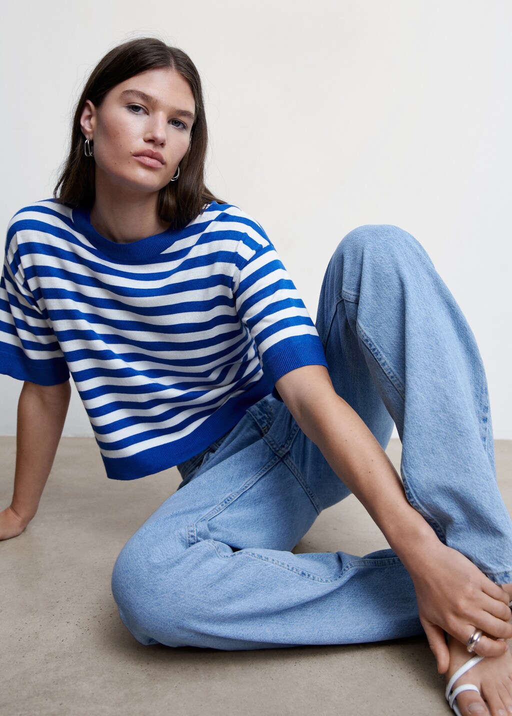 Striped short-sleeved sweater - Details of the article 2