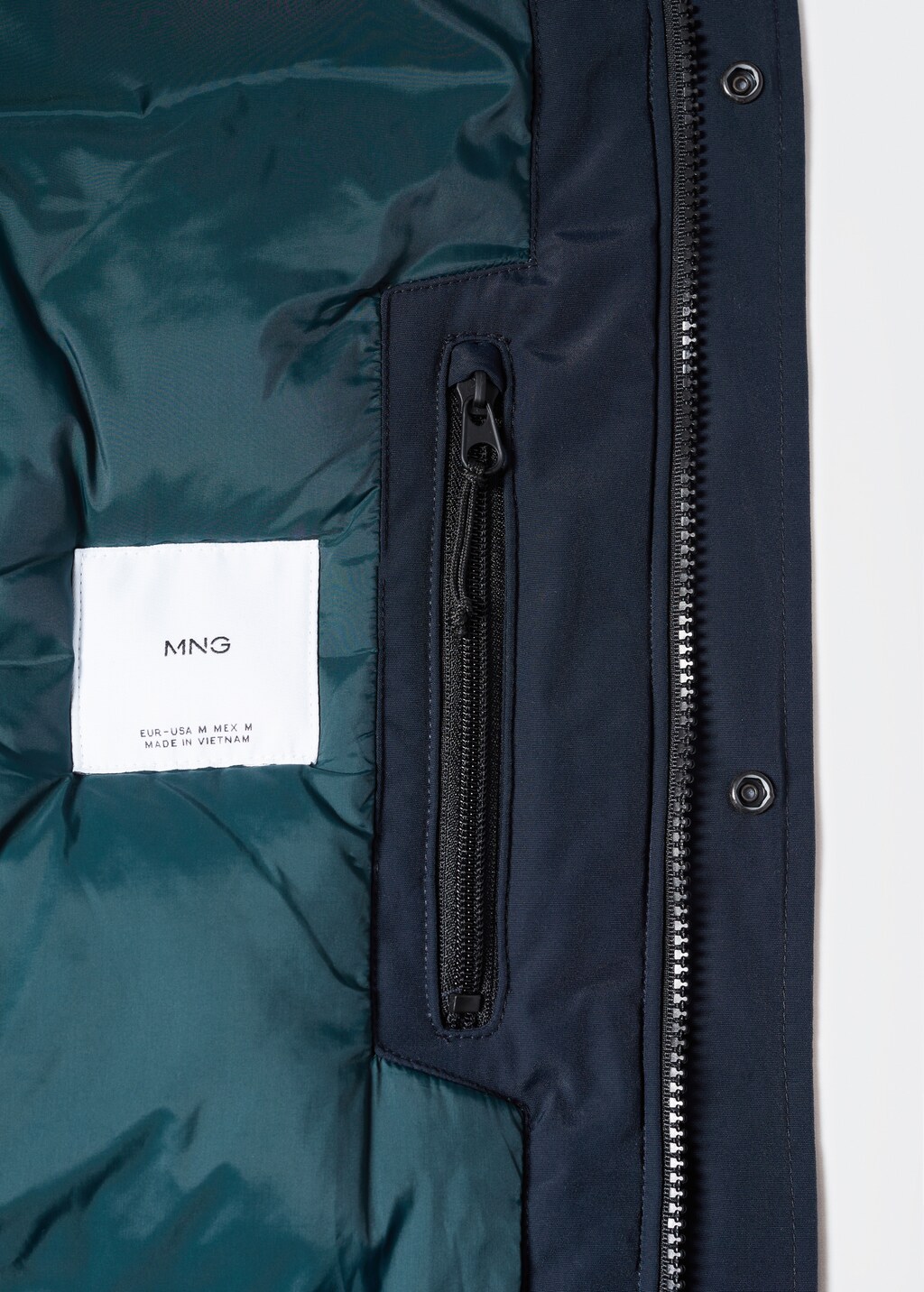 Quilted hooded parka - Details of the article 8