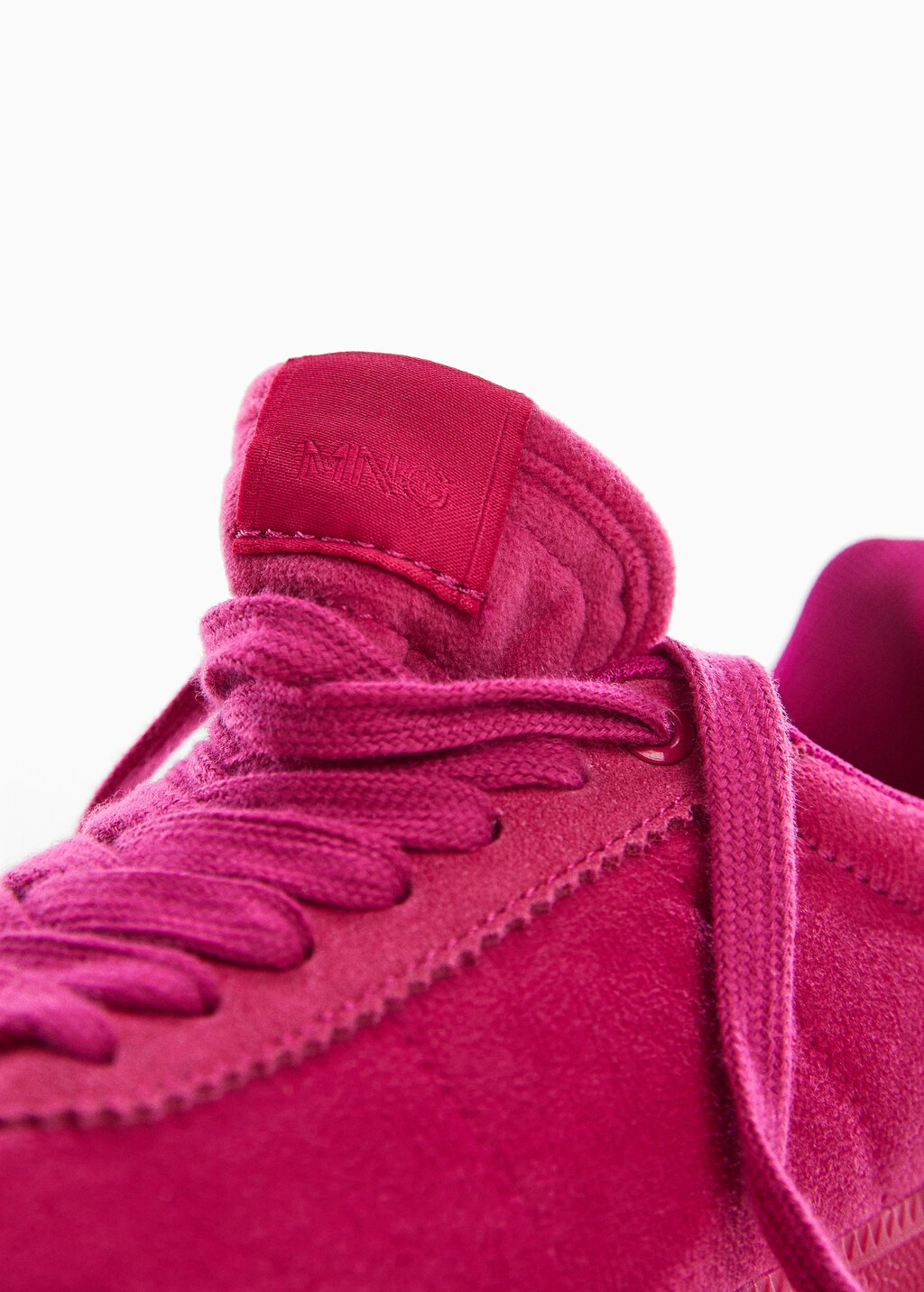 Einfarbige Ledersneakers - Detail des Artikels 1