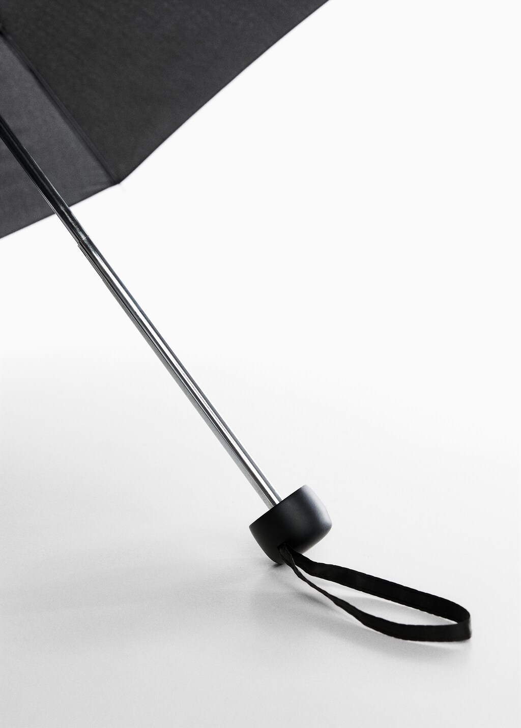 Plain folding umbrella - Details of the article 1