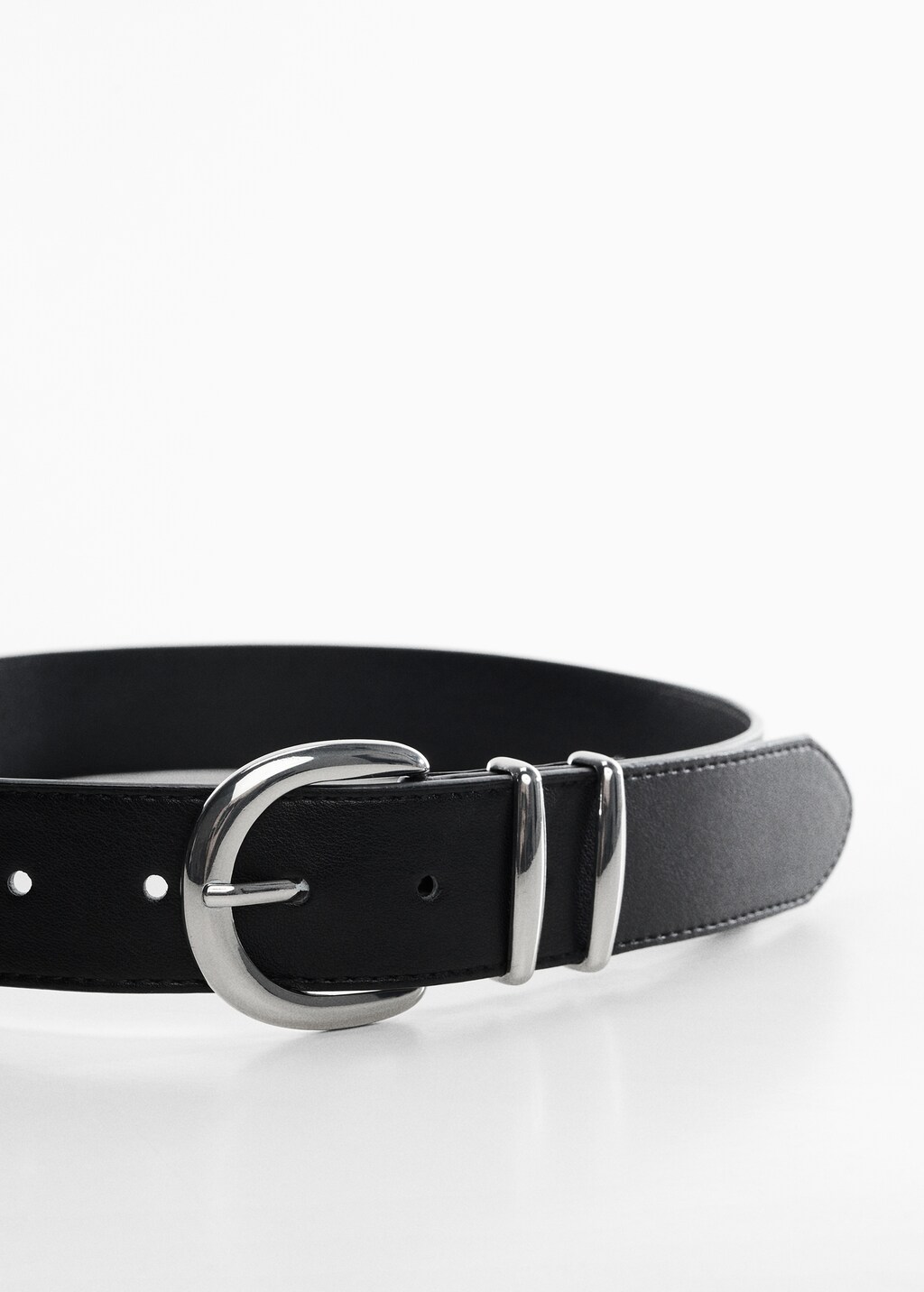 Rounded buckle belt - Details of the article 2