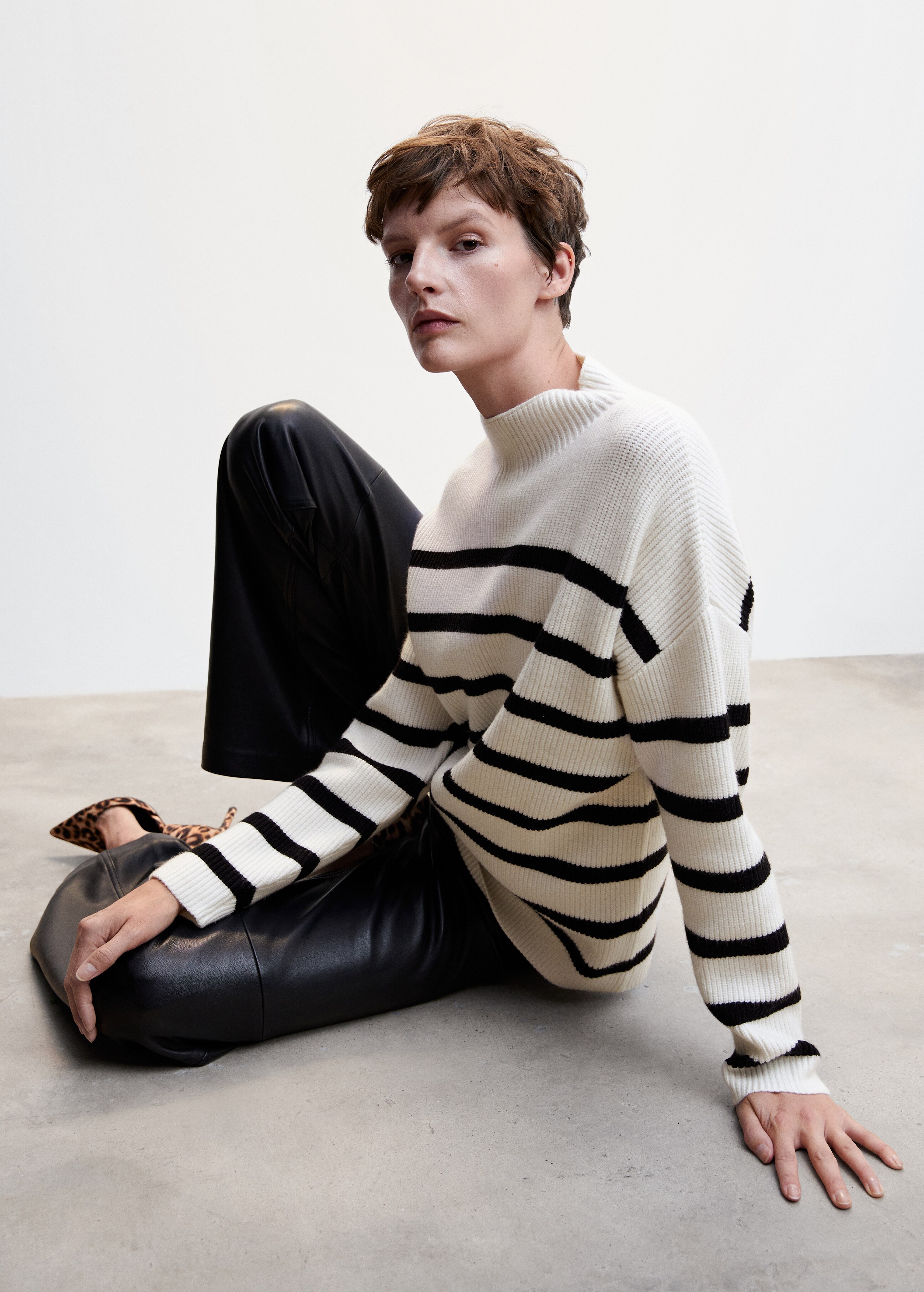 Striped rib sweater - Details of the article 2