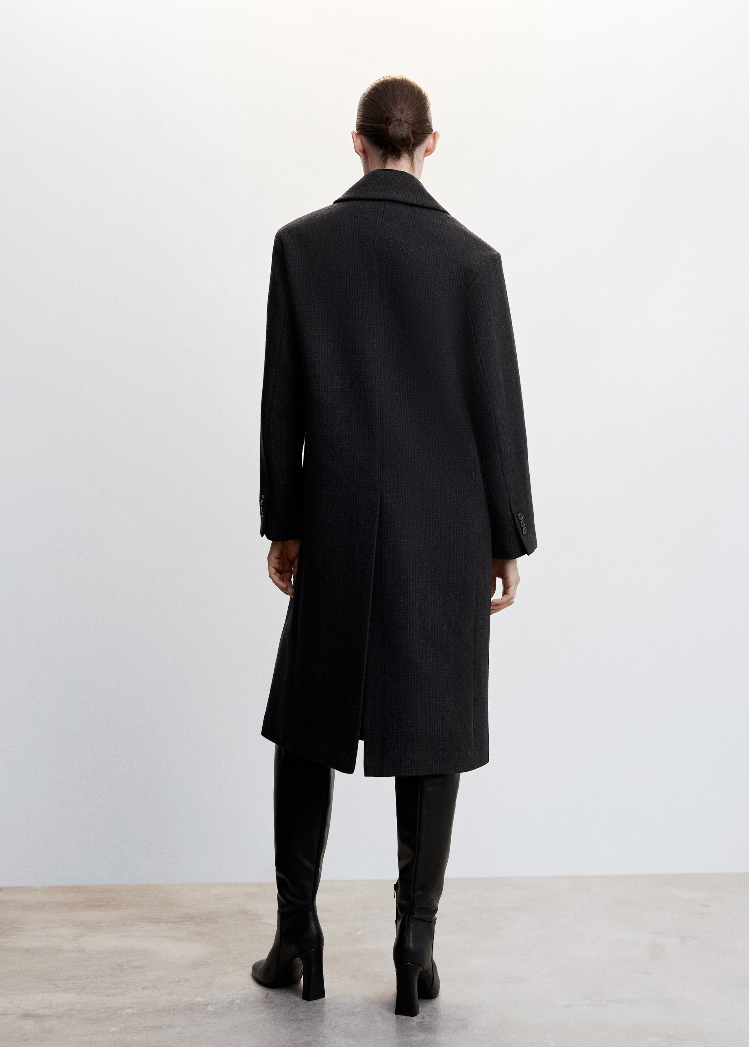 Check wool-blend coat - Reverse of the article