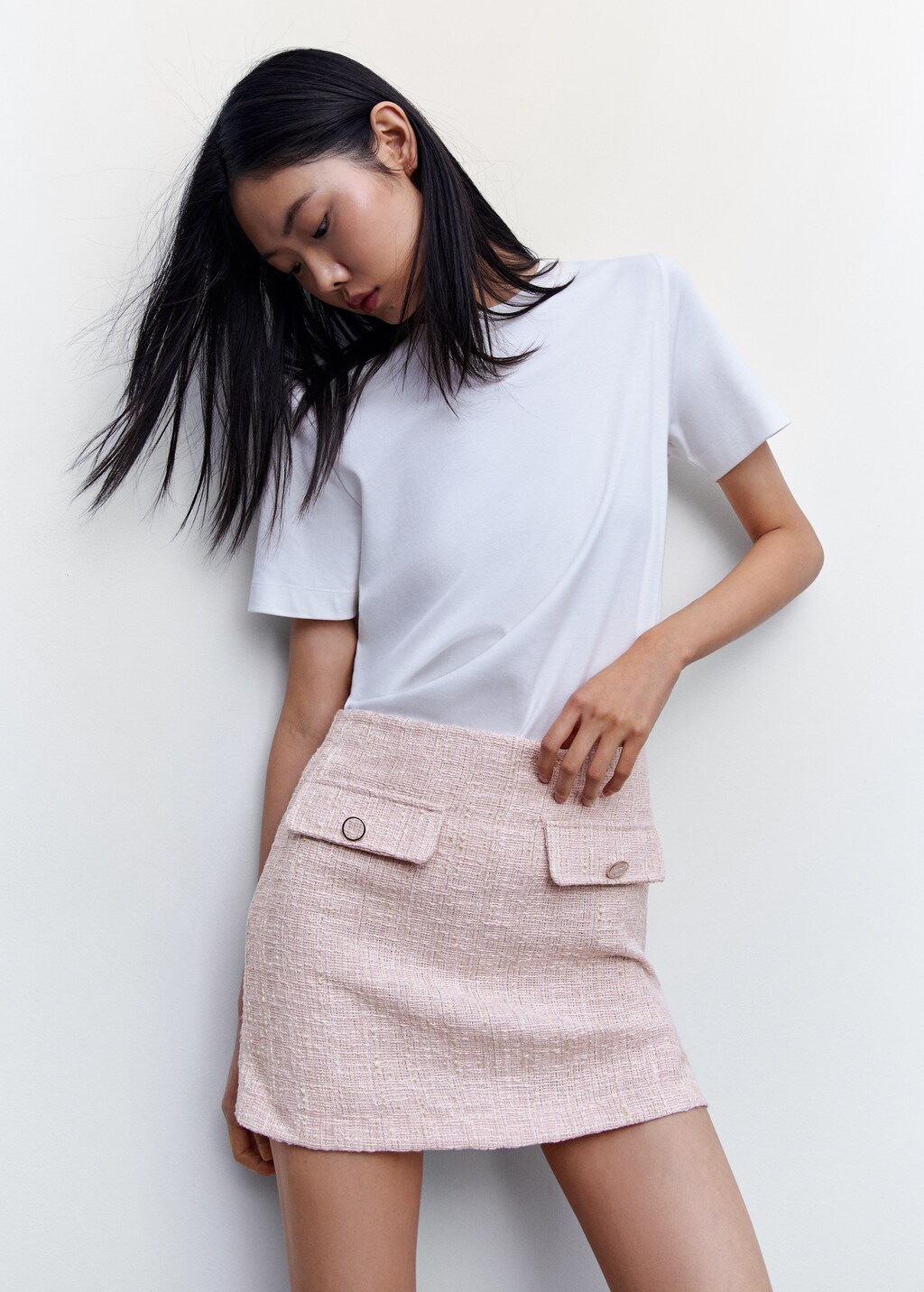 Buttoned tweed skirt - Details of the article 2