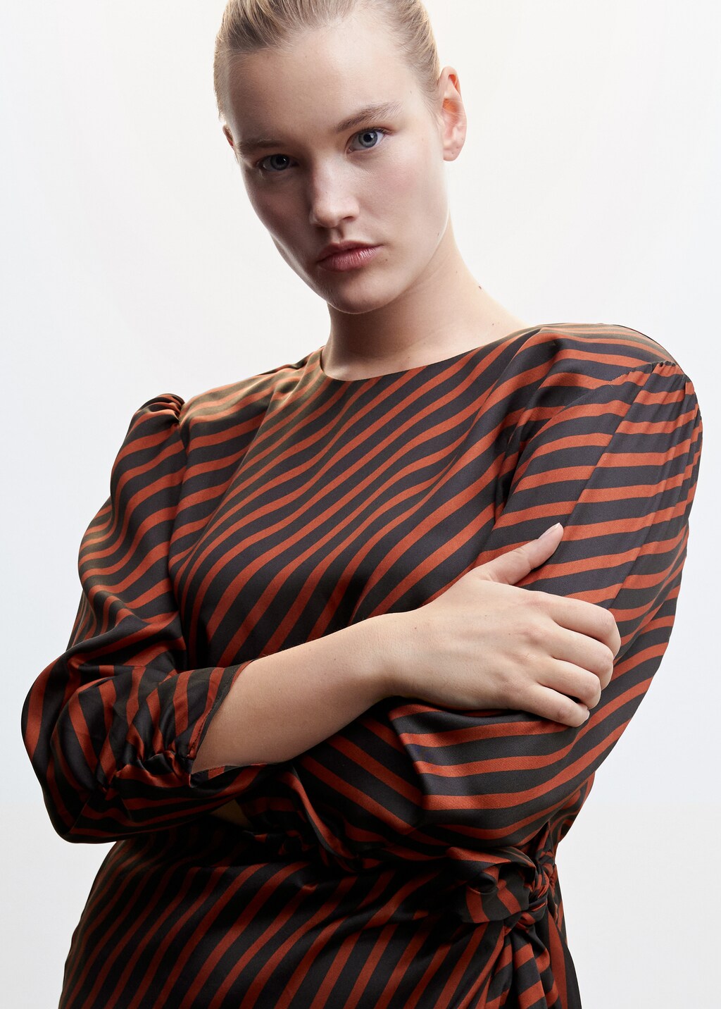 Knot striped dress - Details of the article 4