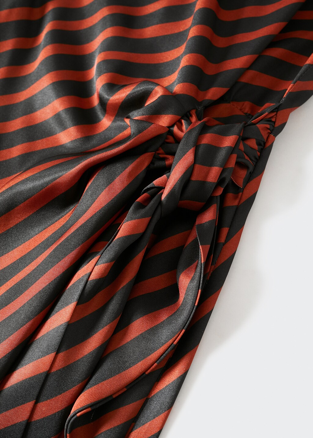 Knot striped dress - Details of the article 8