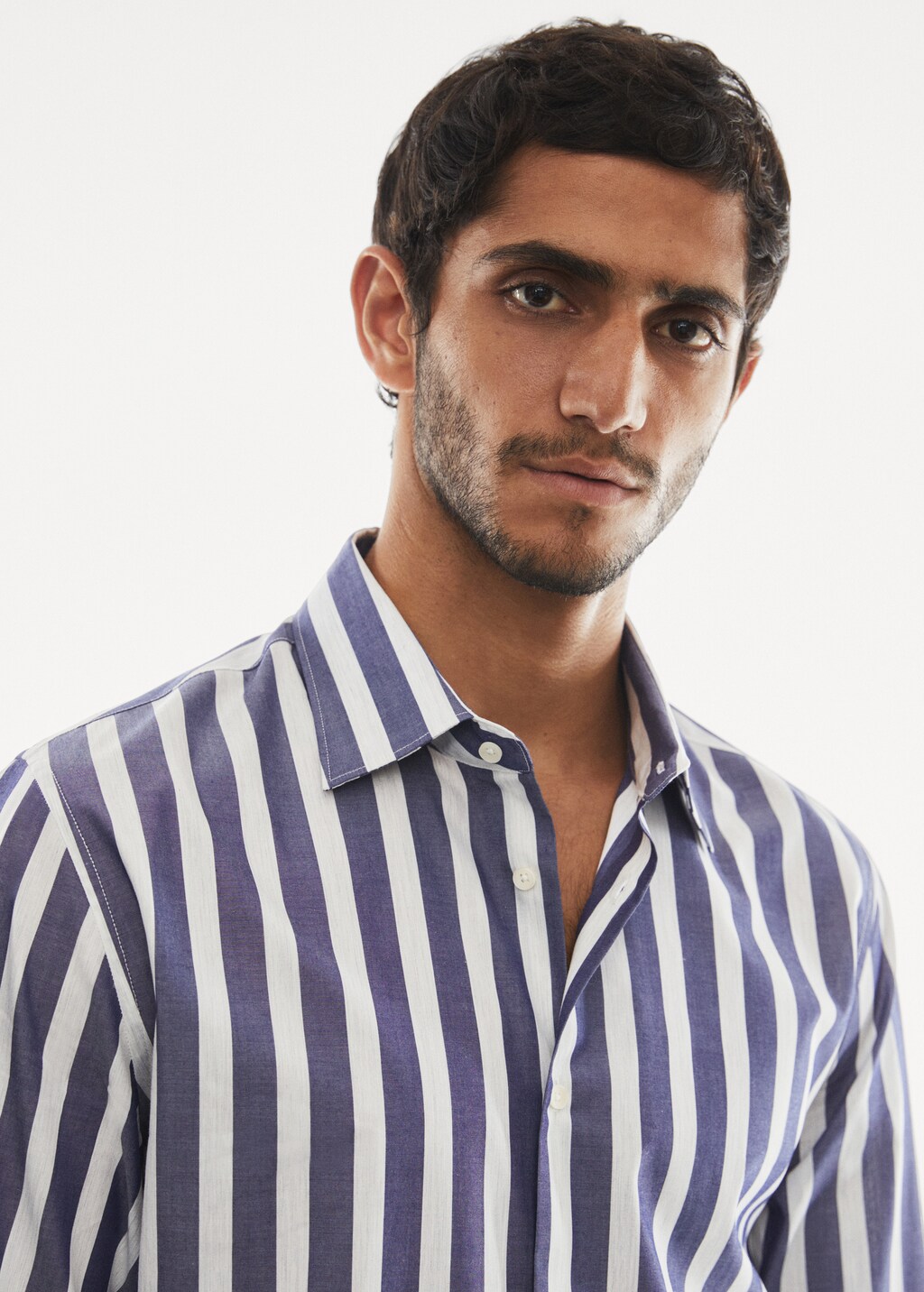 Slim fit striped cotton shirt - Details of the article 1