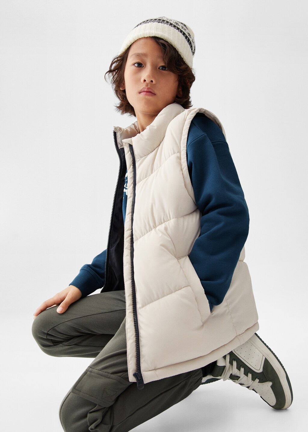 Quilted vest - Details of the article 2