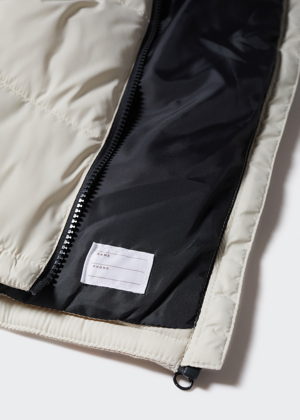 Quilted gilet - Details of the article 8