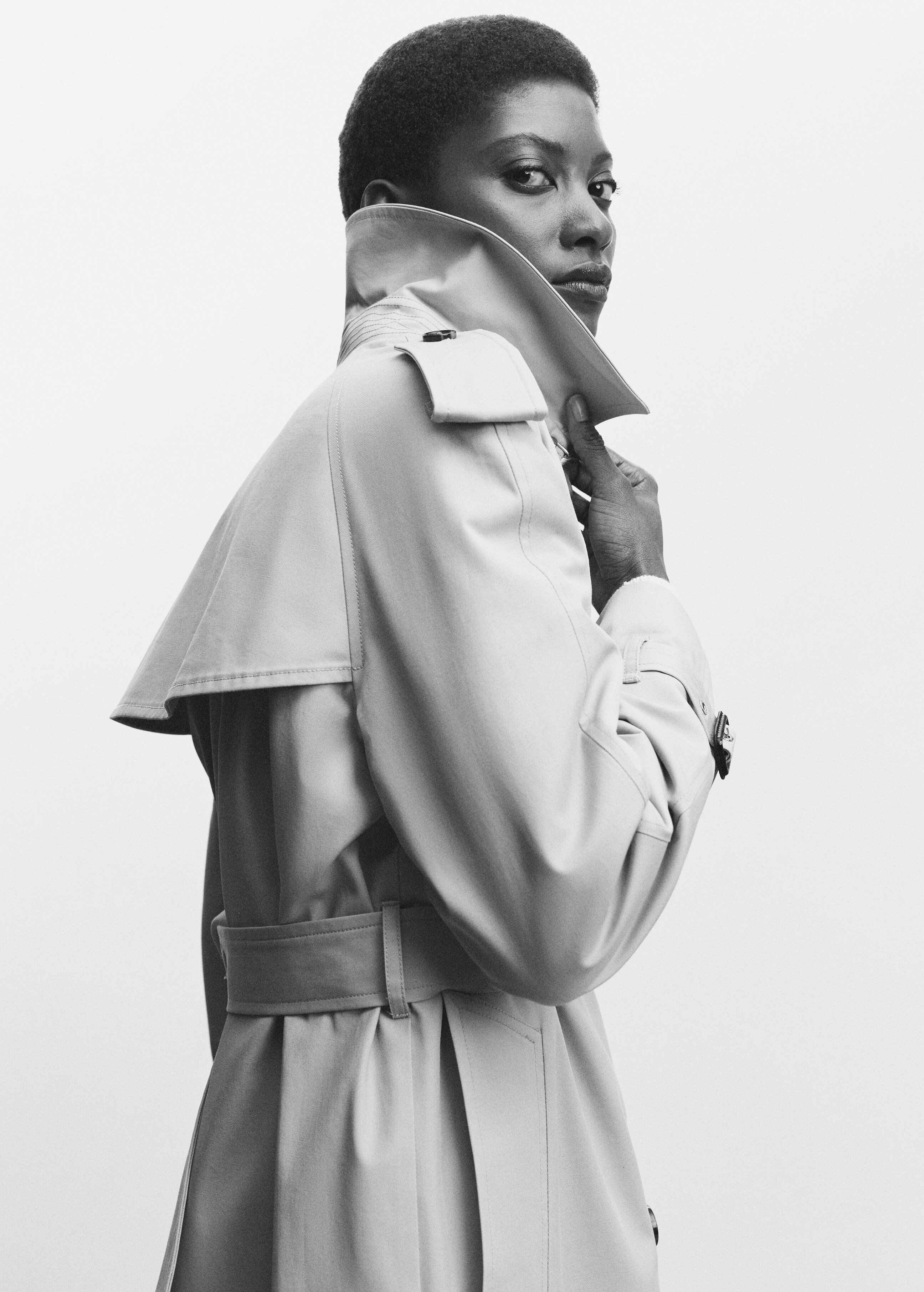 Cotton trench coat with belt - Details of the article 2