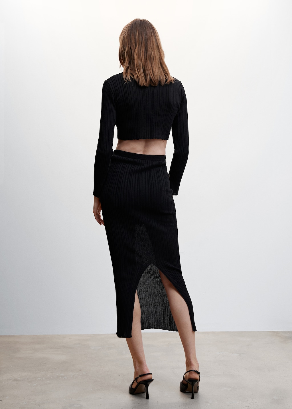 Ribbed midi skirt - Reverse of the article