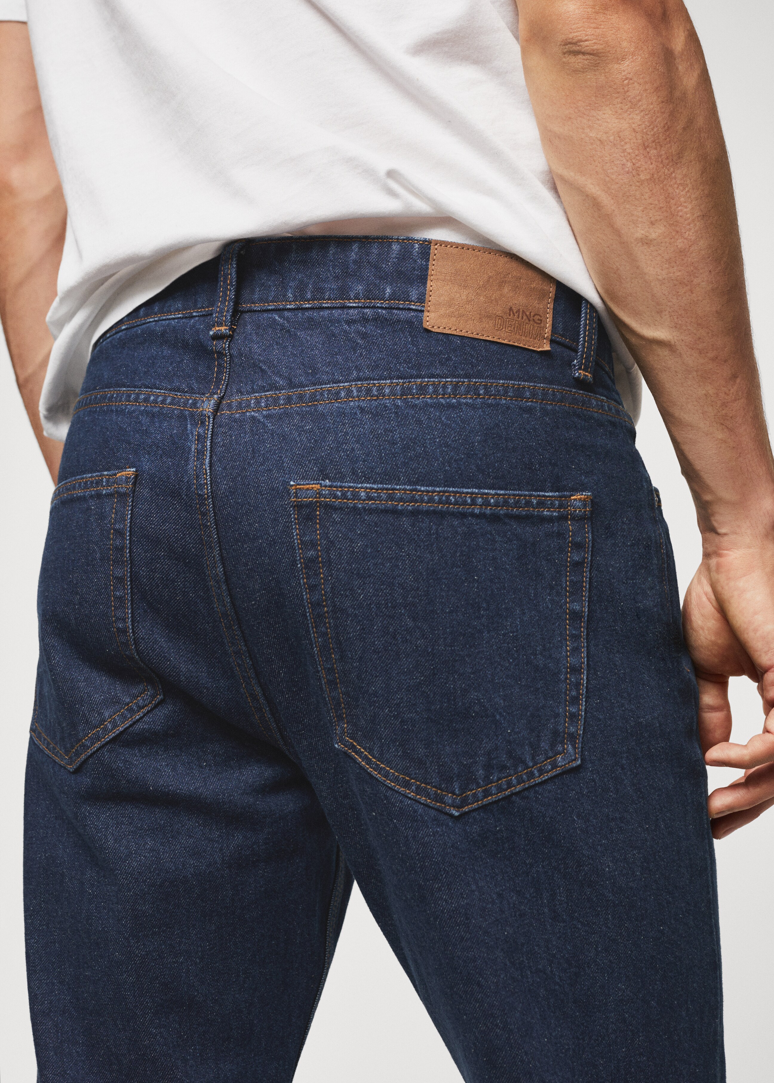 Bob straight-fit jeans - Details of the article 6