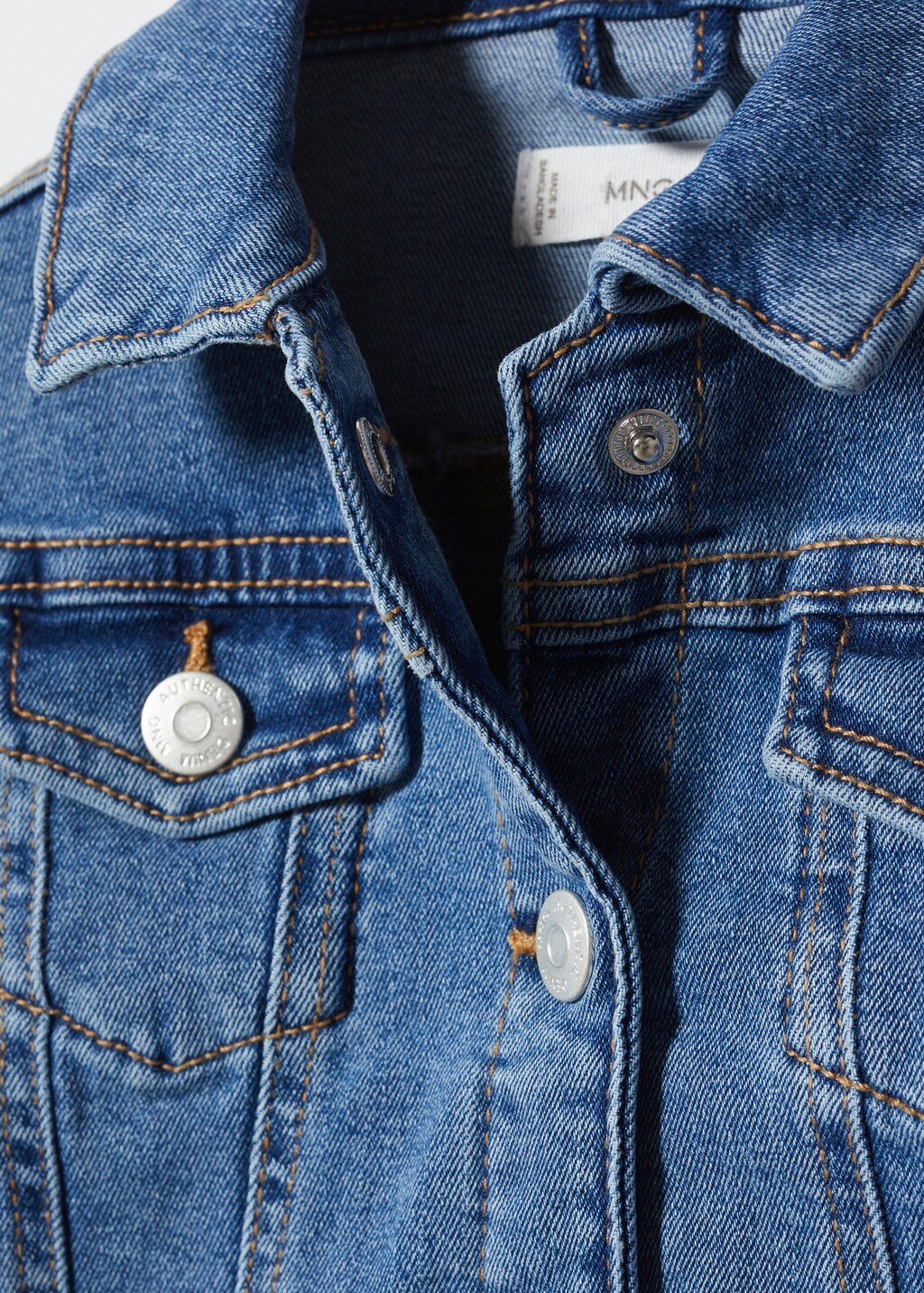 Pockets denim jacket - Details of the article 0