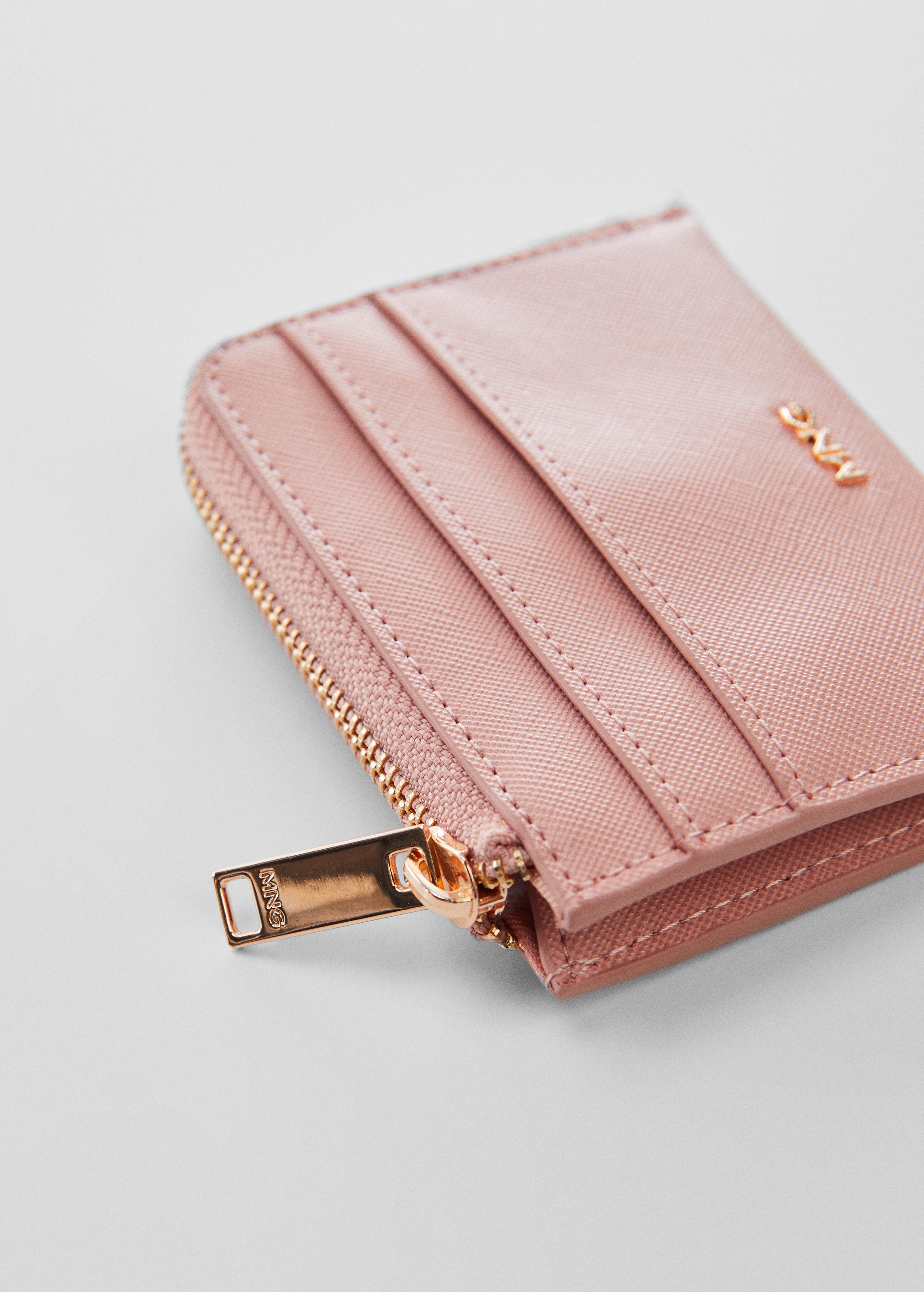 Saffiano-effect cardholder - Details of the article 1