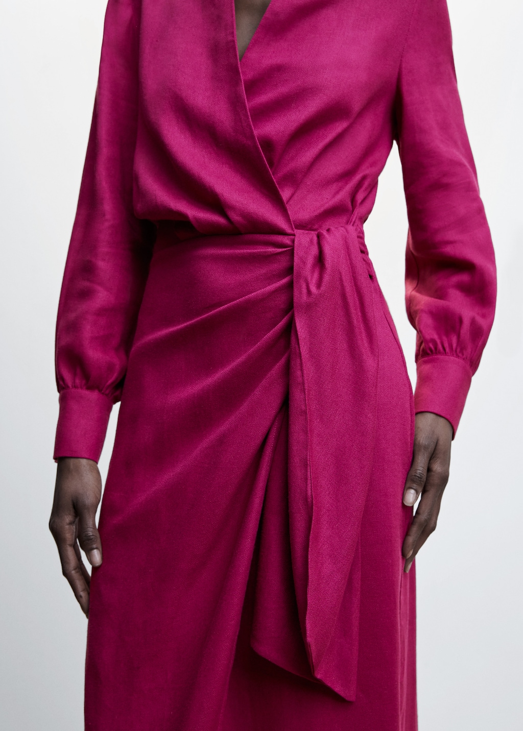 Draped wrap dress - Details of the article 6