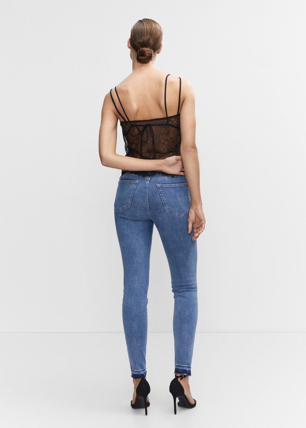 High-rise skinny jeans - Reverse of the article